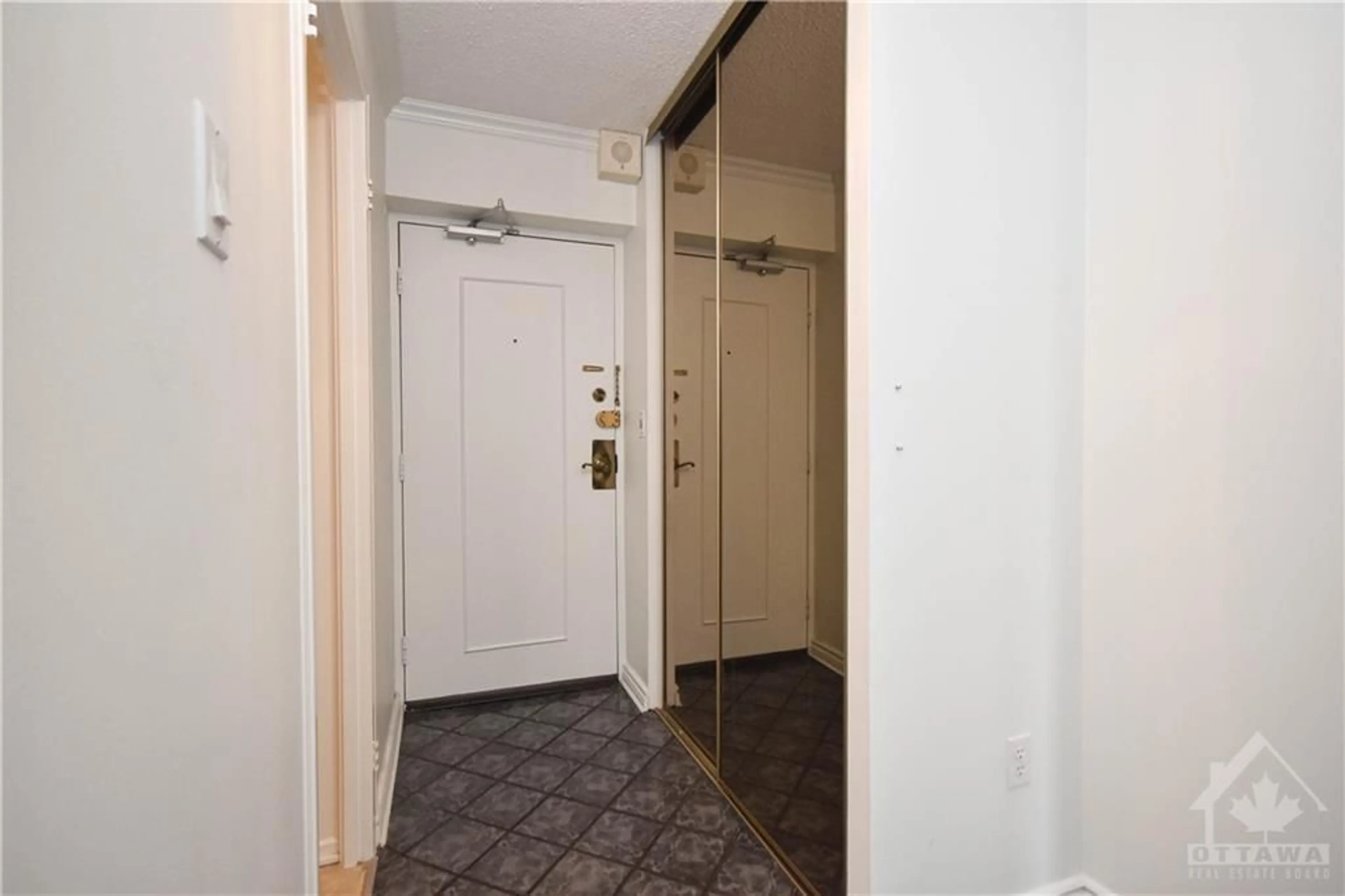 Indoor foyer, not visible floor for 1025 RICHMOND Rd #1003, Ottawa Ontario K2B 8G8