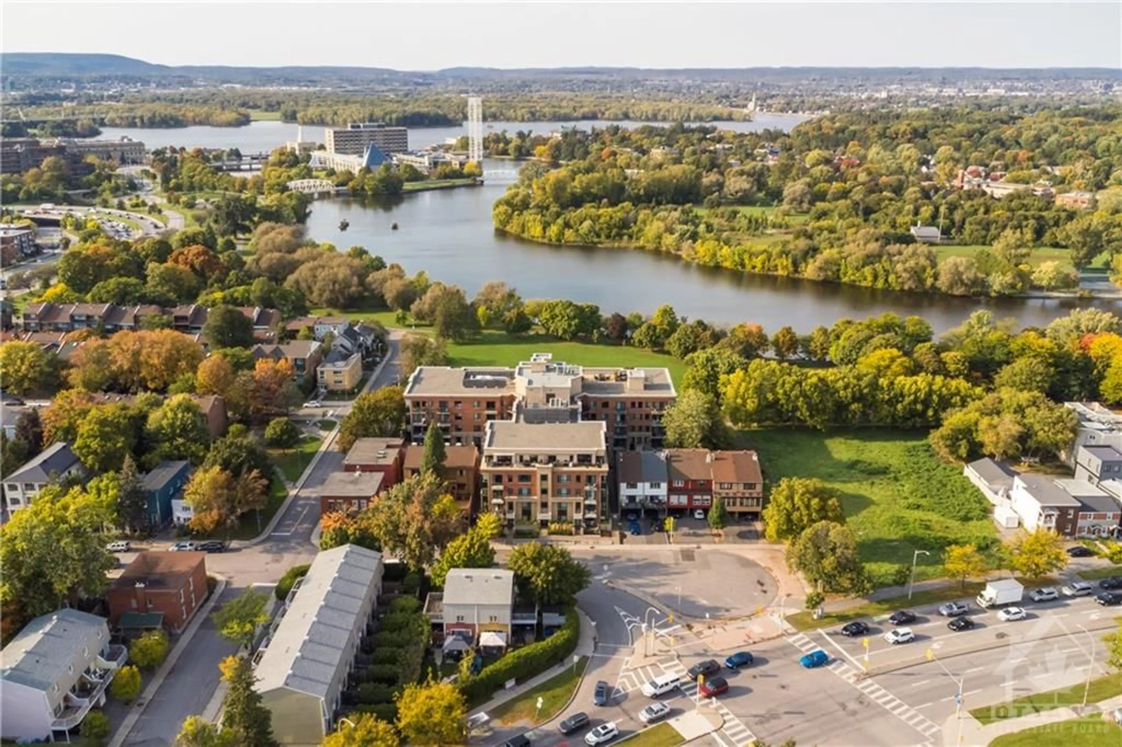 A pic from exterior of the house or condo, the view of lake or river for 316 BRUYERE St #317, Ottawa Ontario K1N 0C3