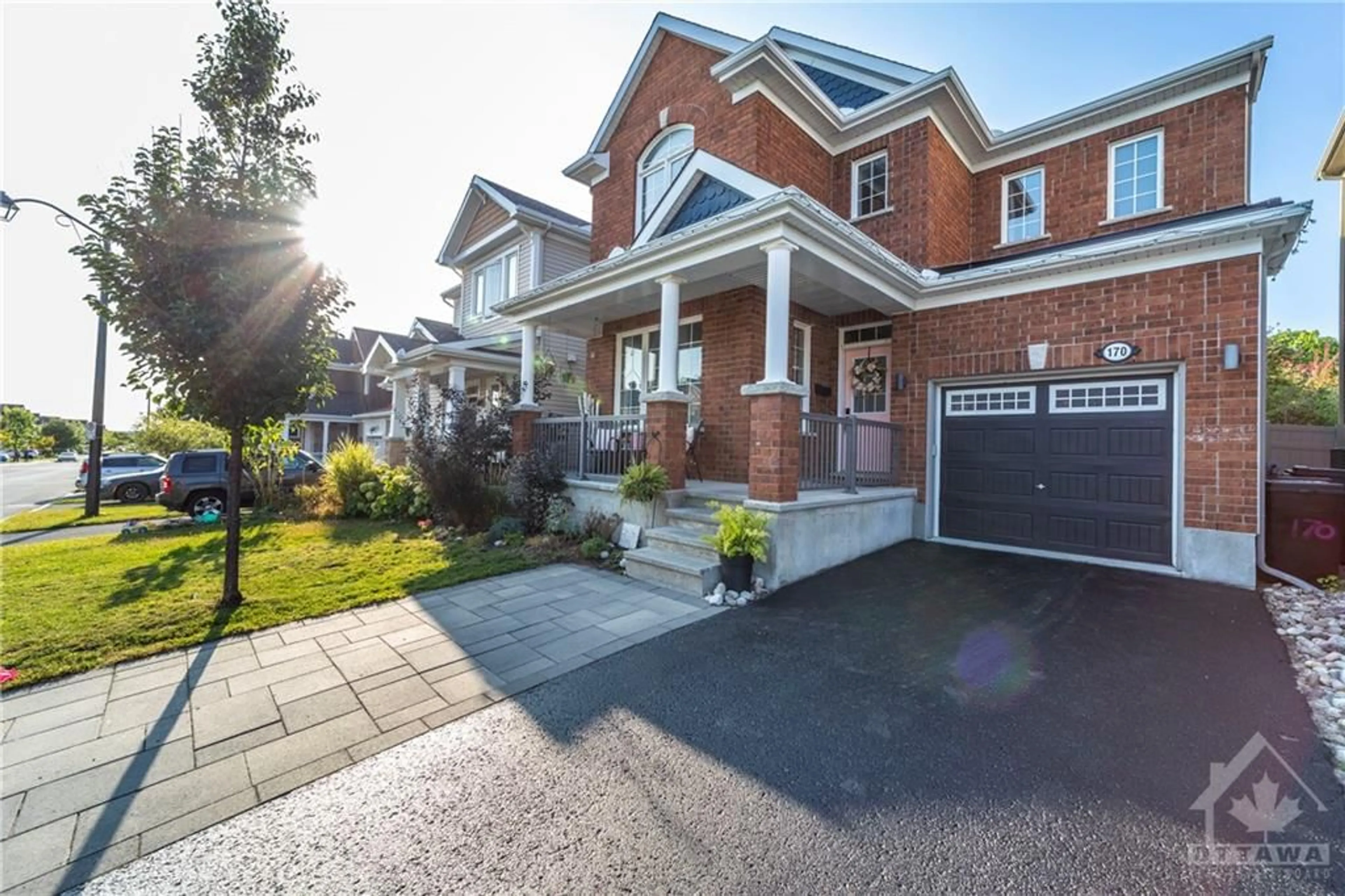 Home with brick exterior material for 170 LILY POND St, Ottawa Ontario K2M 0J5