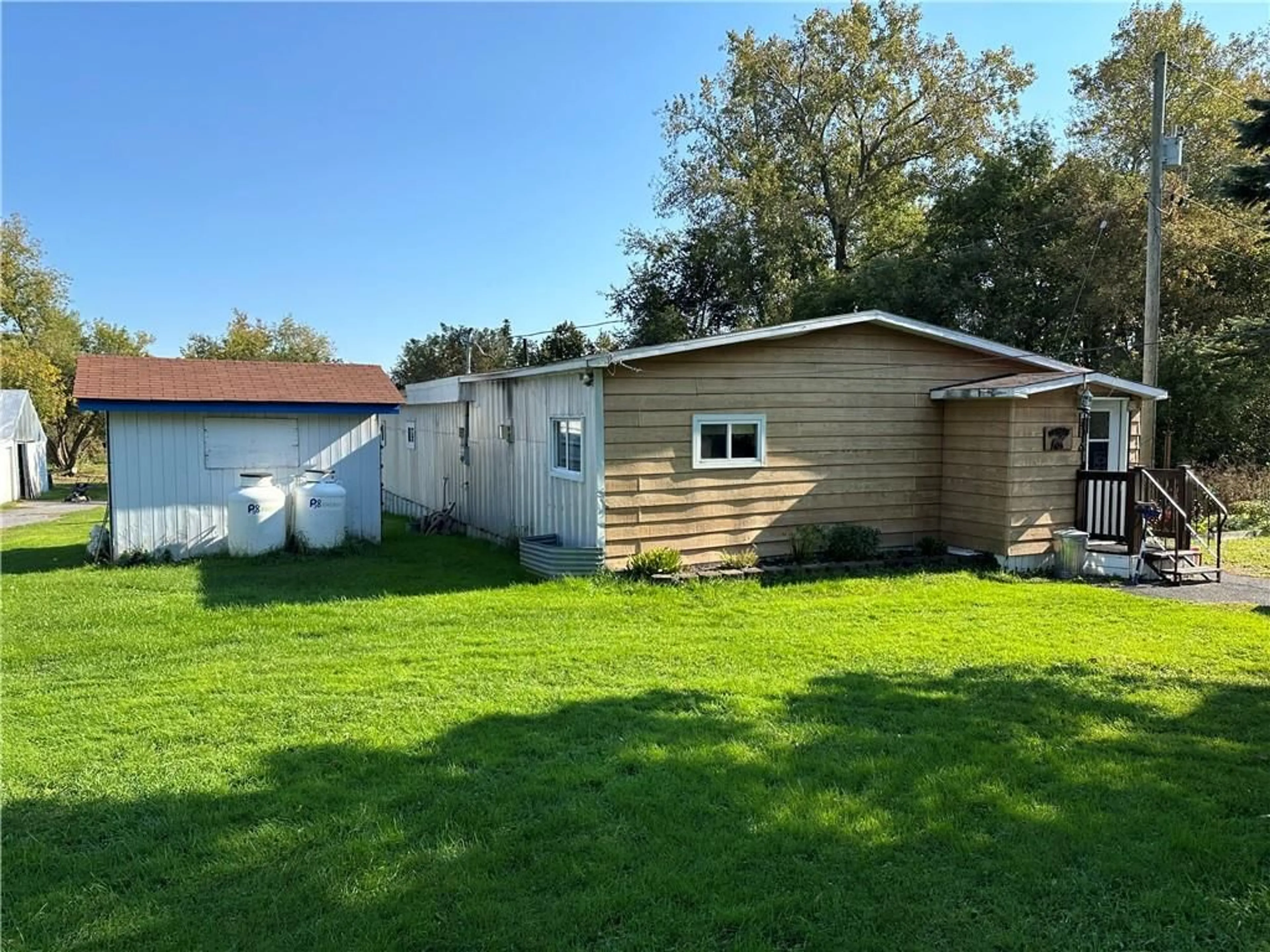 Frontside or backside of a home, cottage for 16399 CTY RD 36 Rd, Long Sault Ontario K0C 1P0