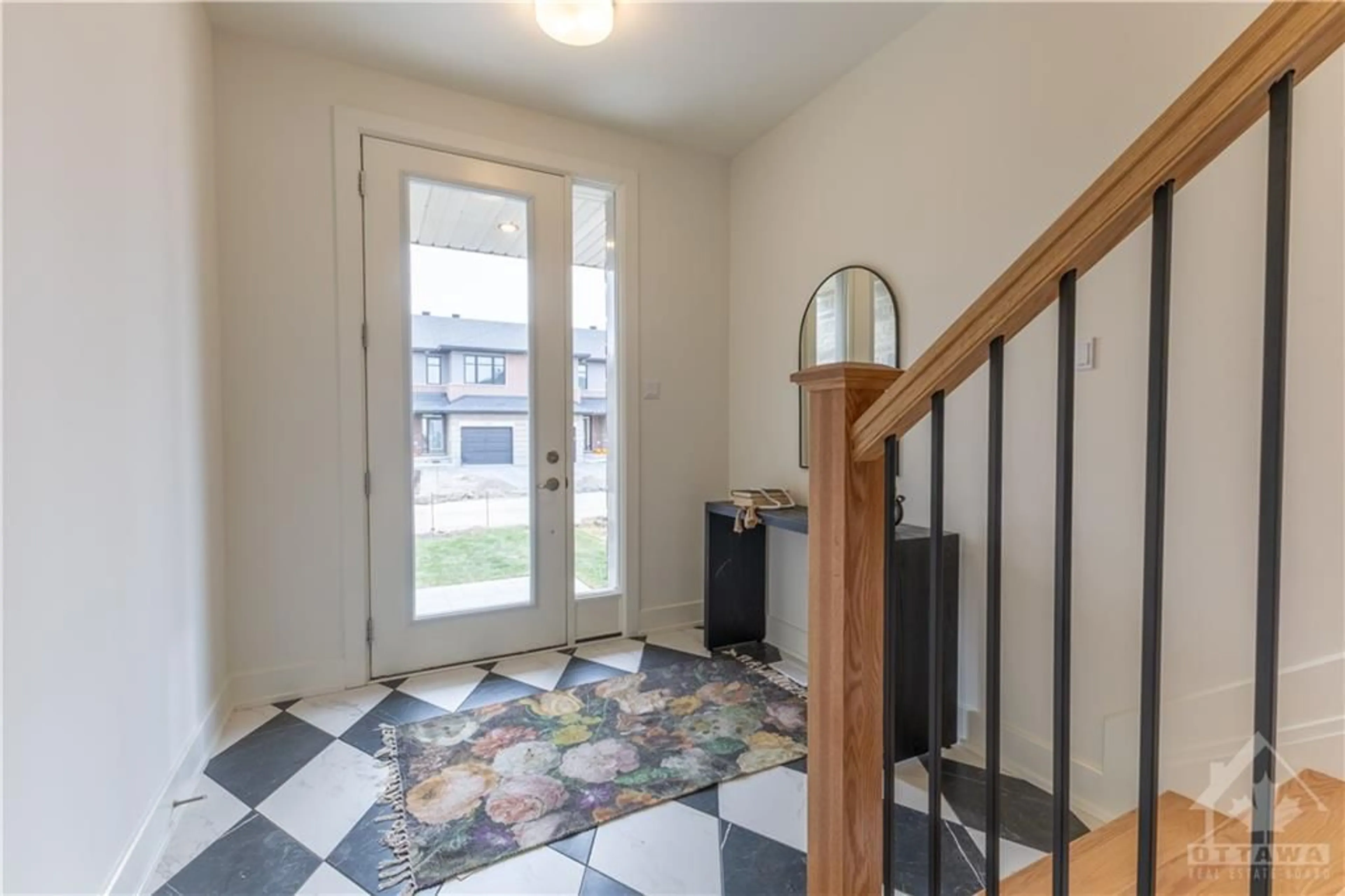 Indoor entryway, wood floors for 711 PLOUGHMAN Pl, Ottawa Ontario K2S 3C4