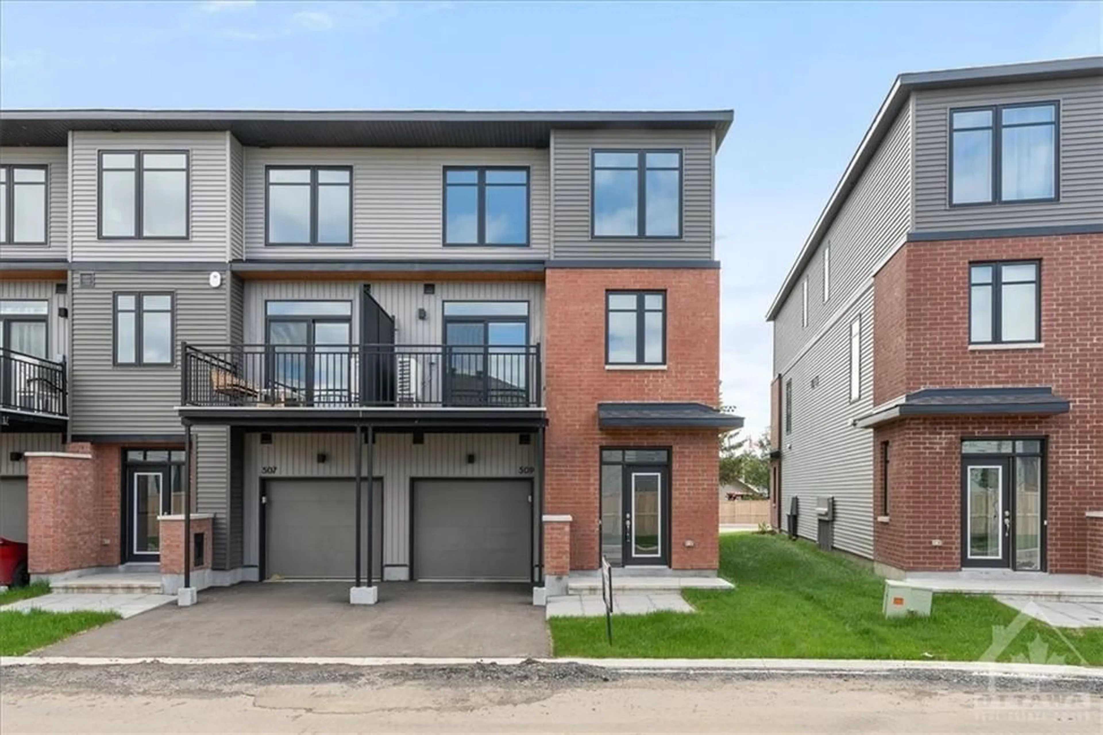 A pic from exterior of the house or condo, the street view for 509 LOURMARIN Pvt, Orleans Ontario K4A 5L6