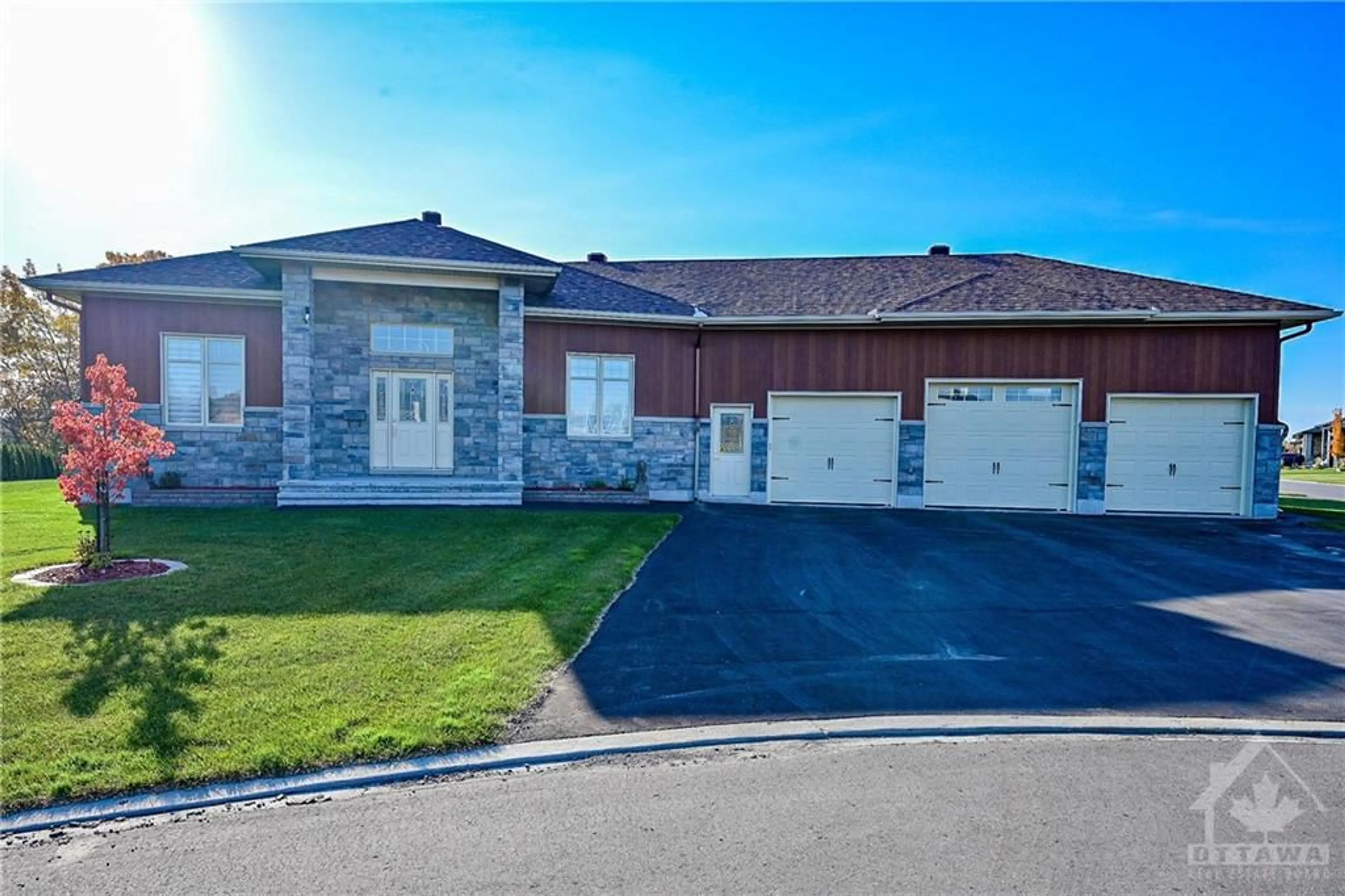 Frontside or backside of a home, the street view for 500 BARRAGE St, Casselman Ontario K0A 1M0