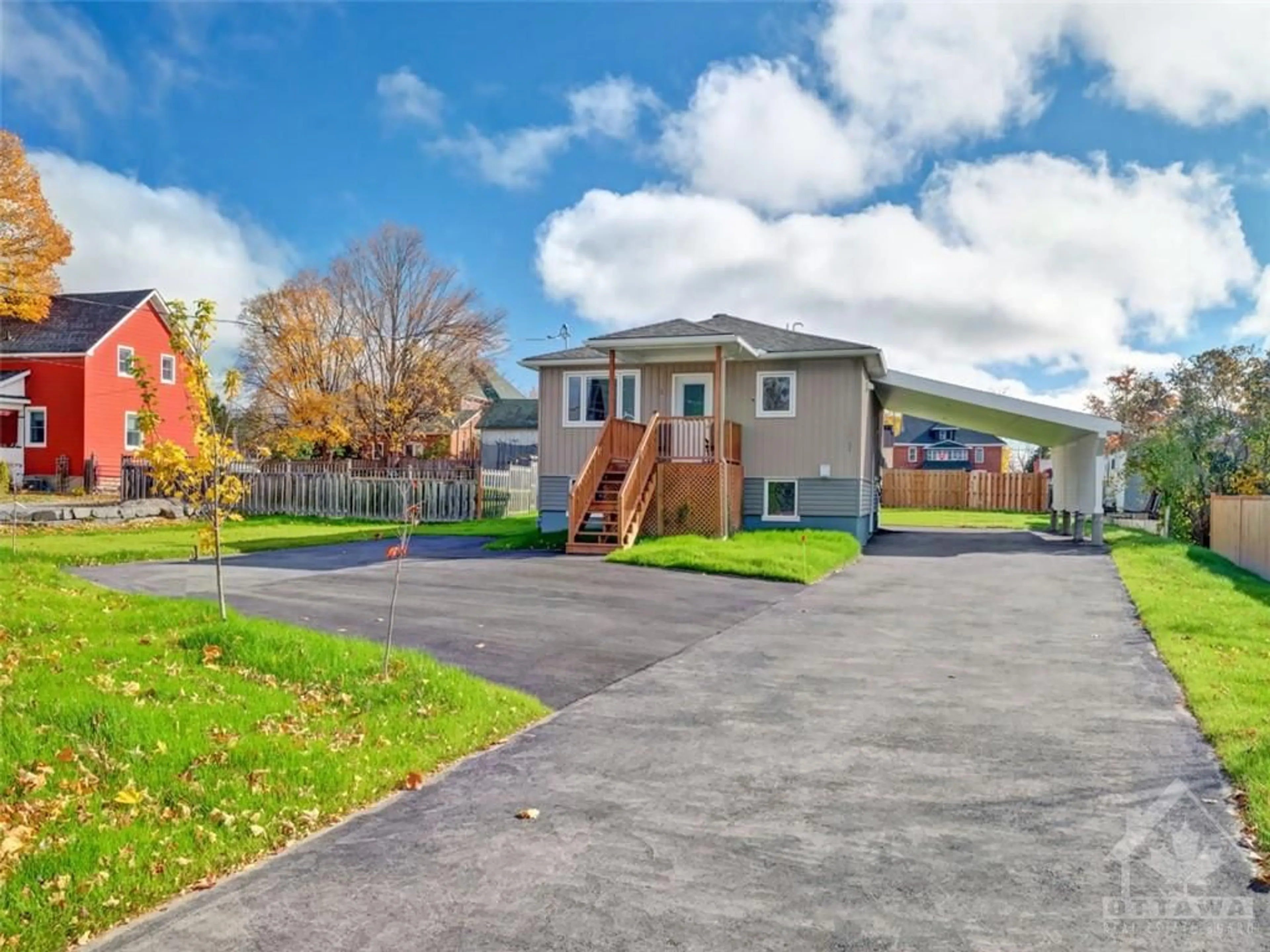 A pic from exterior of the house or condo, the street view for 101 MAIN St, Almonte Ontario K0A 1A0