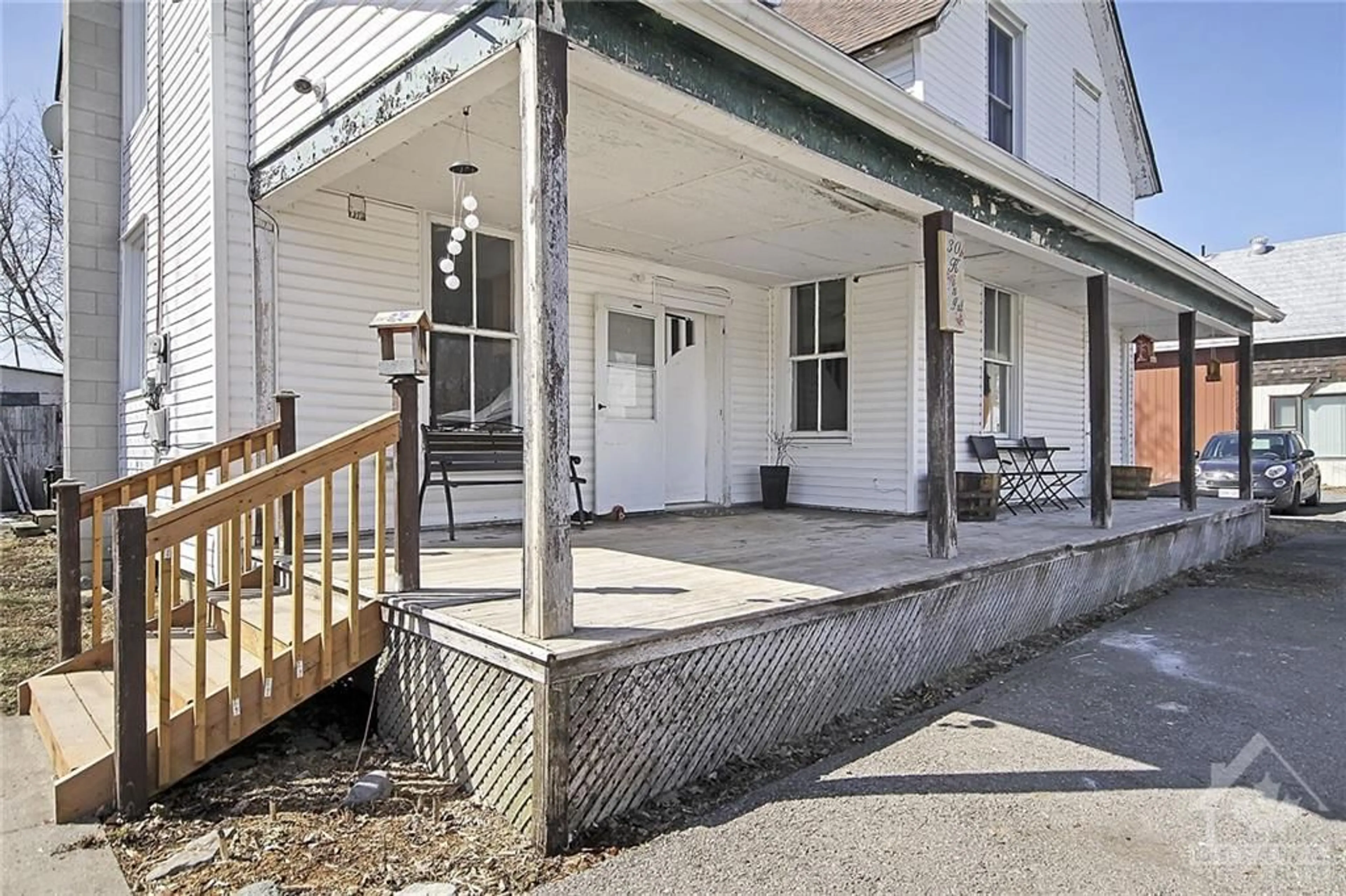 A pic from exterior of the house or condo, the street view for 30 KING St, Chesterville Ontario K0C 1H0