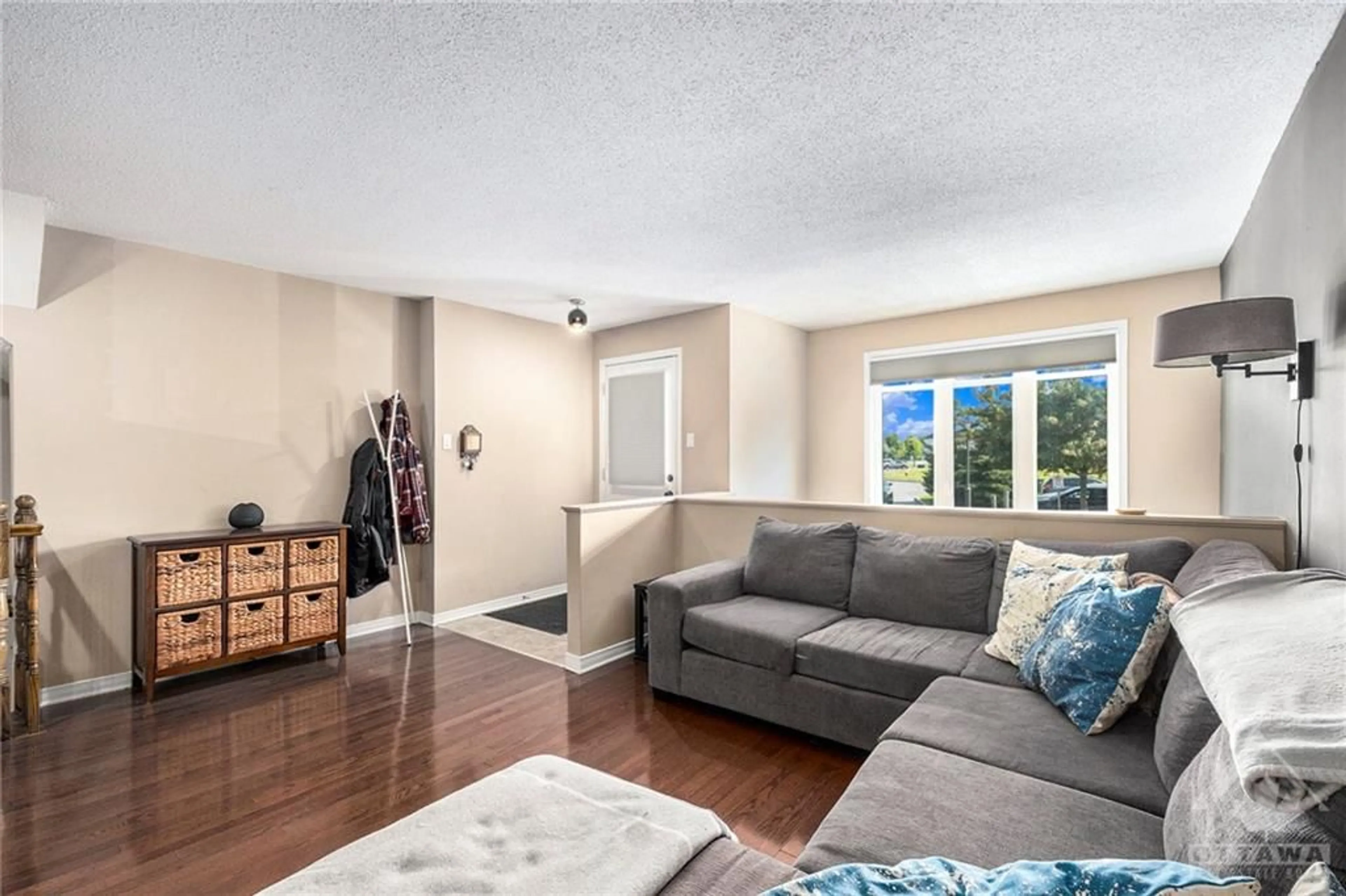 Living room, wood floors for 284 TIVOLI Pvt, Nepean Ontario K2E 0A6