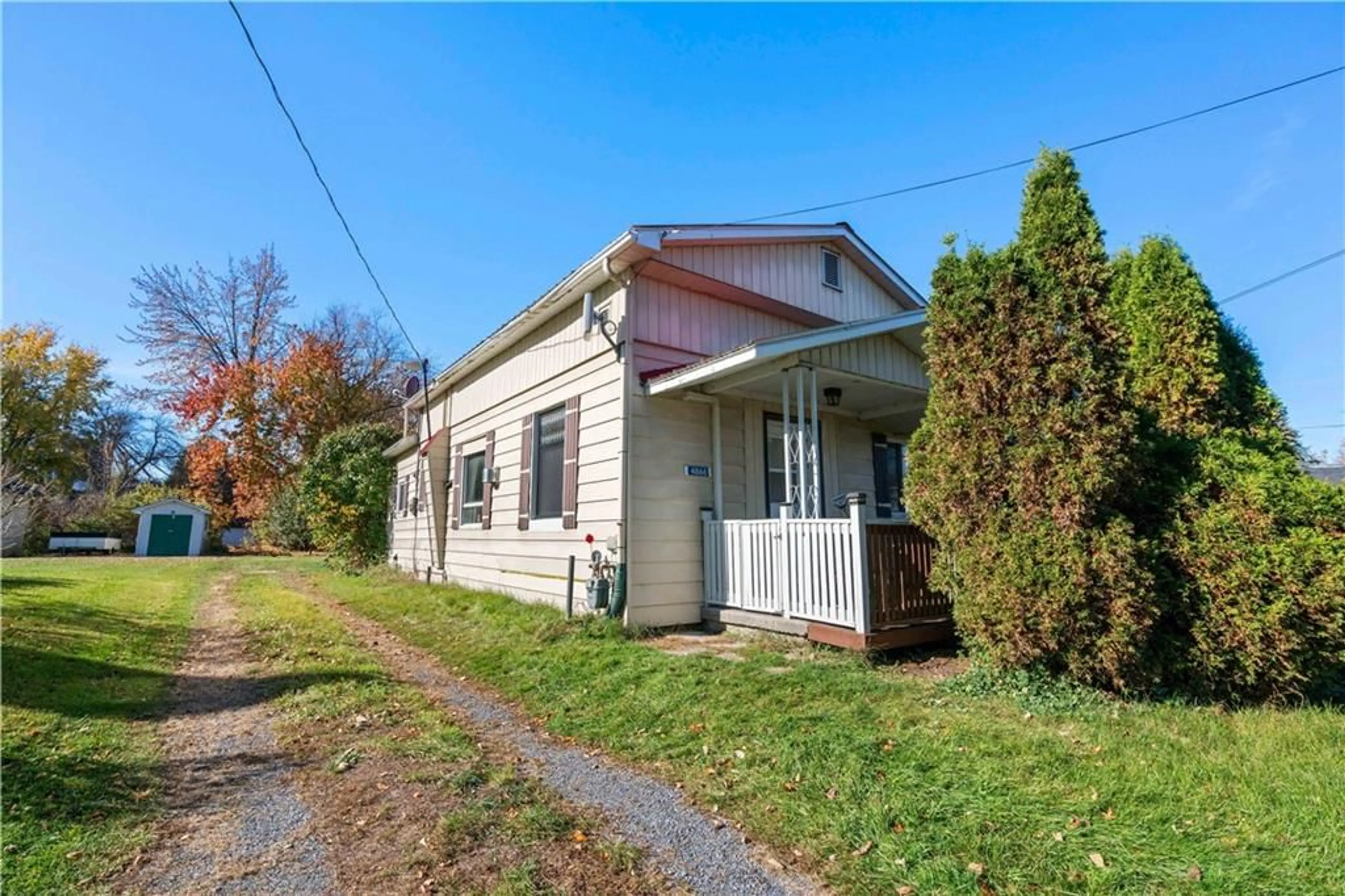 Frontside or backside of a home, cottage for 4866 2ND LINE Rd, North Lancaster Ontario K0C 1Z0