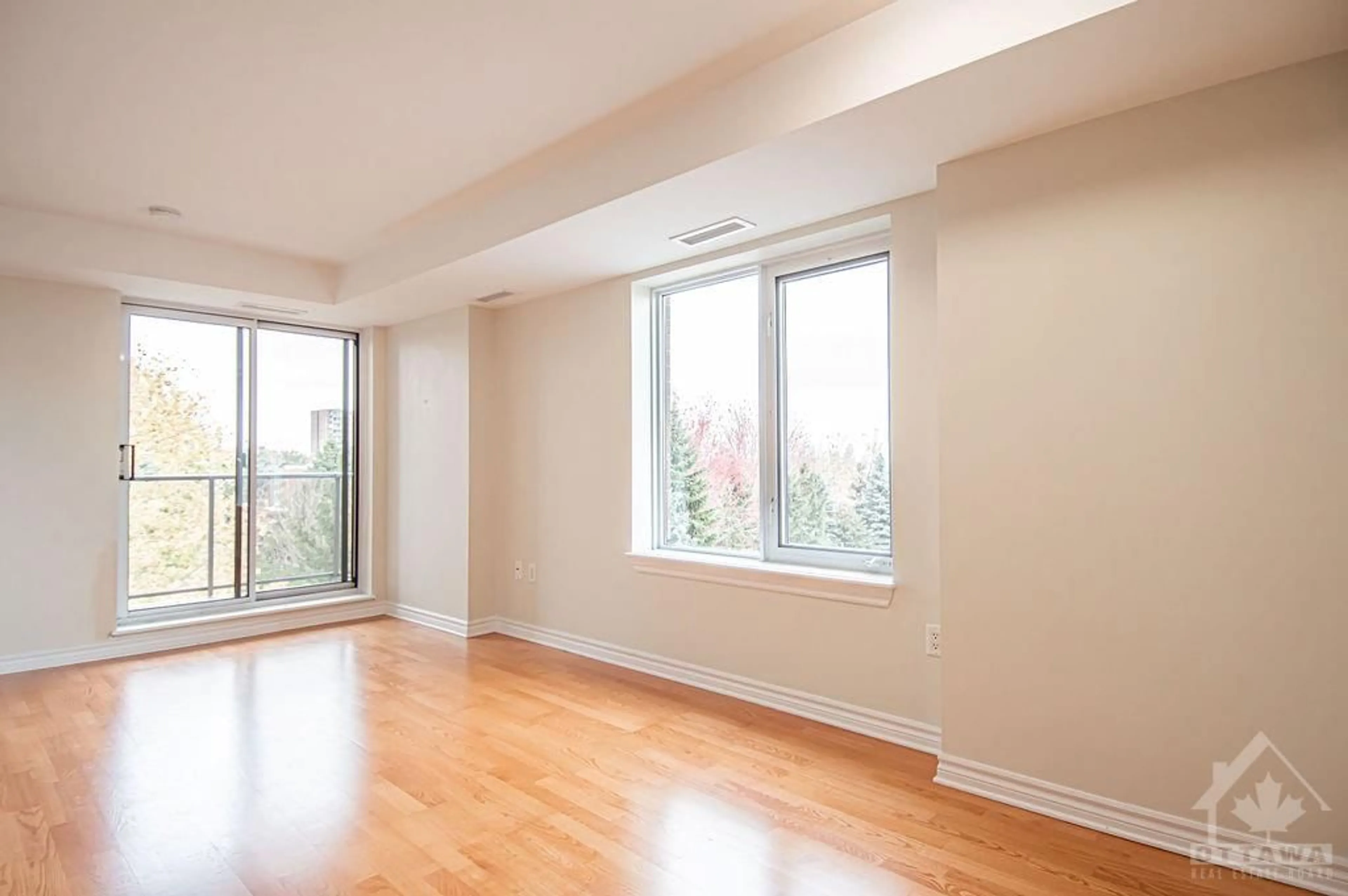 A pic of a room, wood floors for 314 CENTRAL PARK Dr #307, Ottawa Ontario K2C 4G4