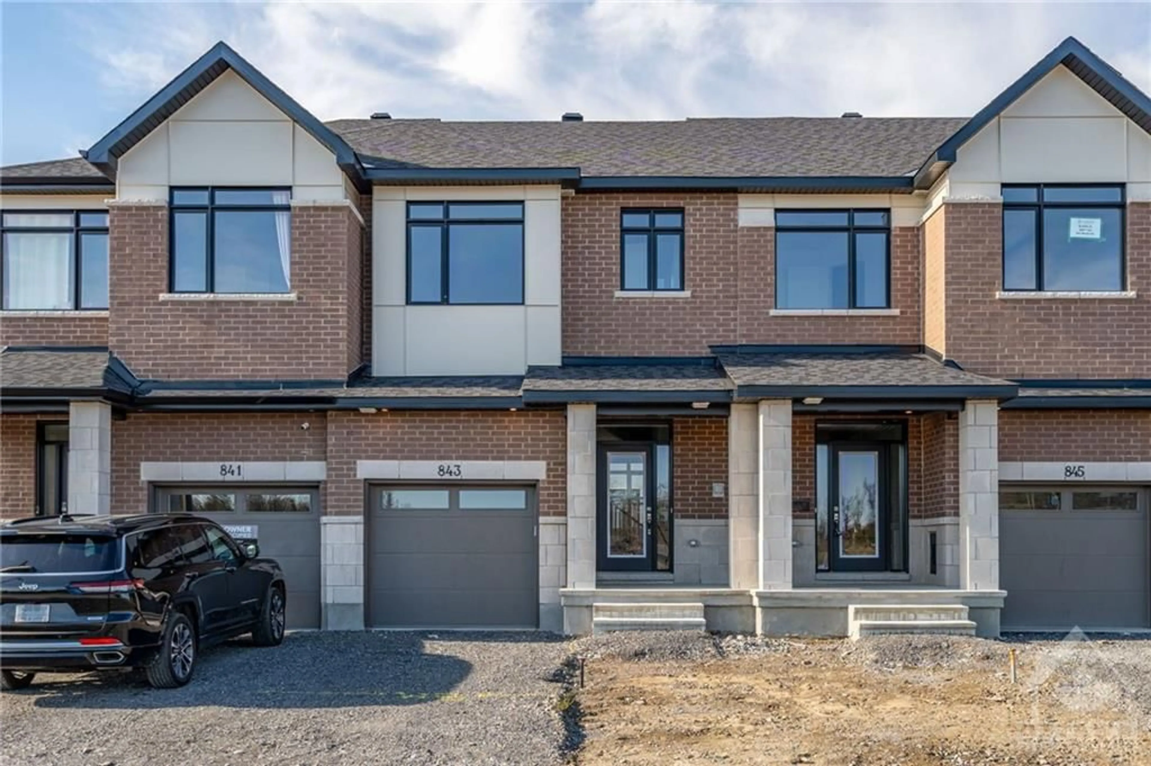 Home with brick exterior material for 843 MOCHI Cir, Nepean Ontario K2J 6Y9