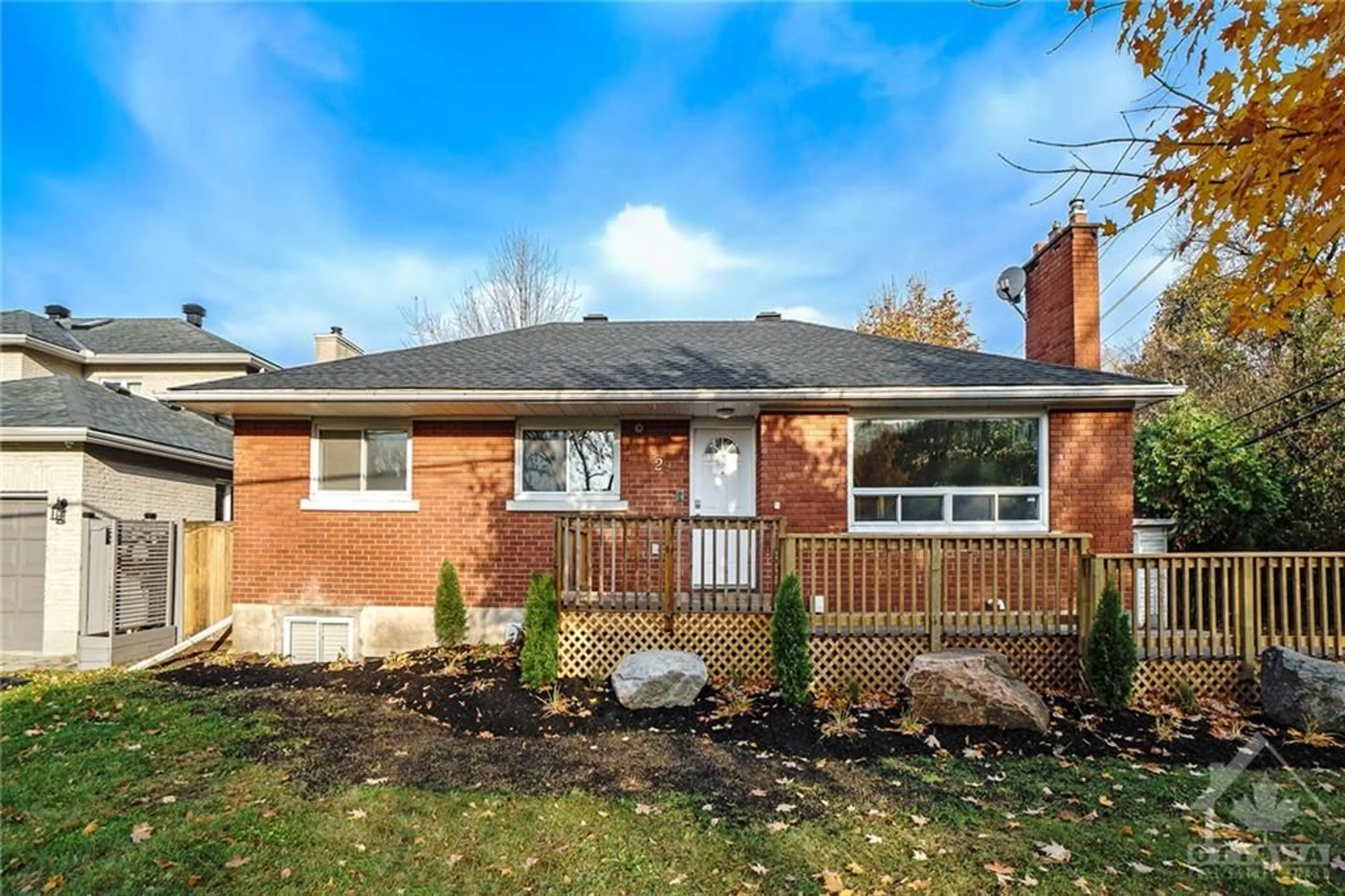 Home with brick exterior material for 29 CAPILANO Dr, Ottawa Ontario K2E 6G5