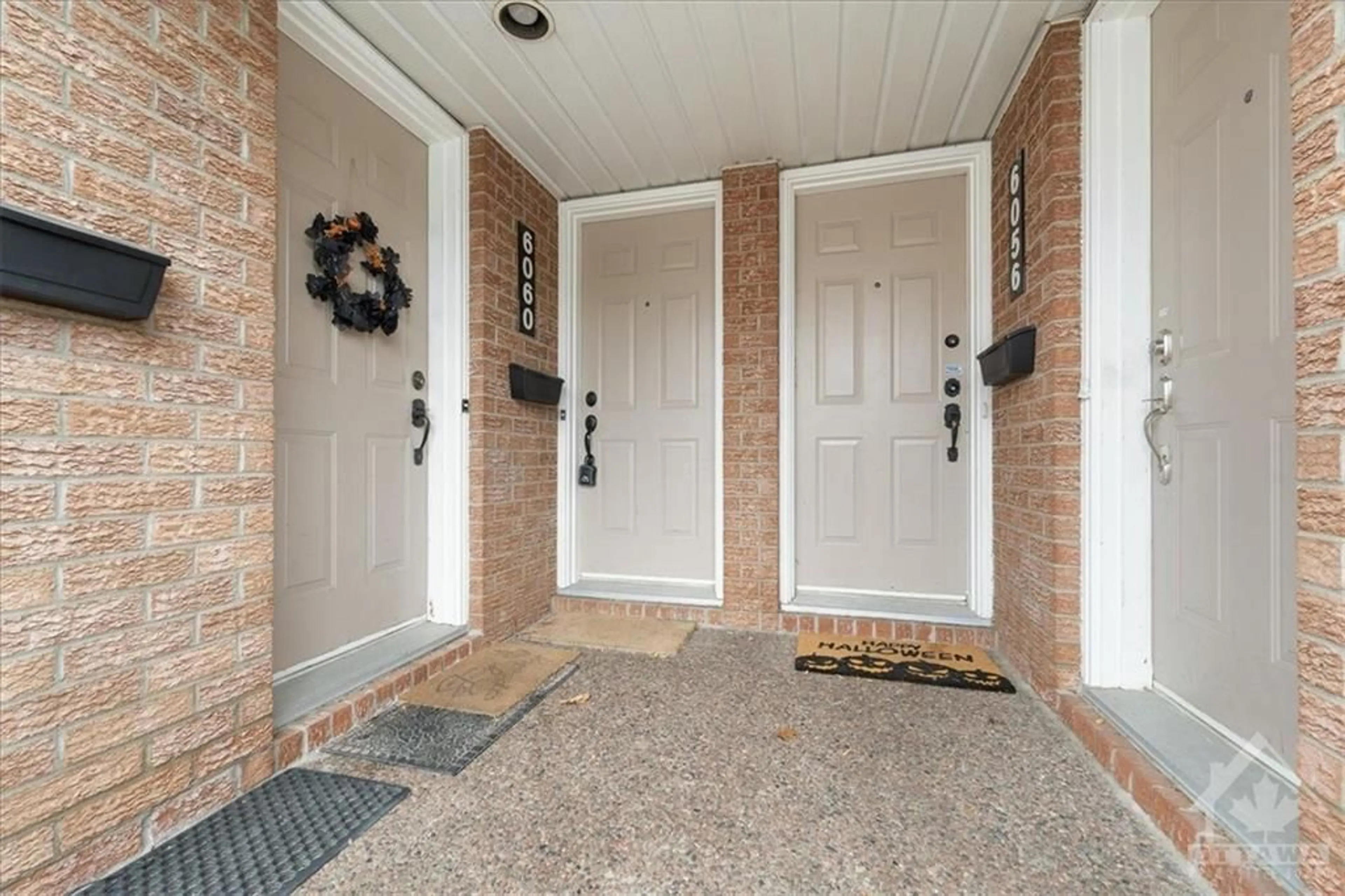 Indoor entryway, wood floors for 6060 RED WILLOW Dr, Orleans Ontario K1C 7J5