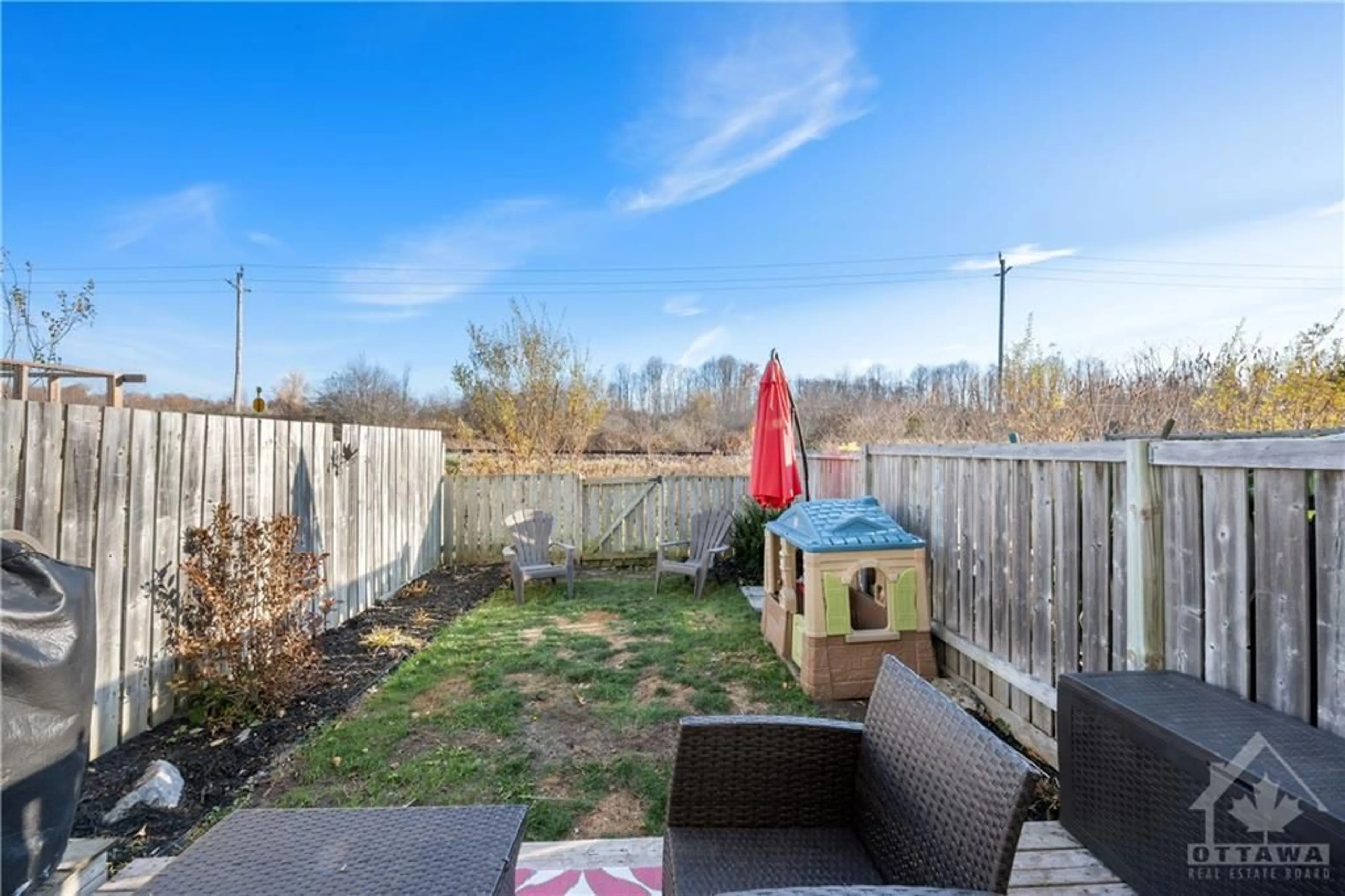 Patio, the fenced backyard for 52 SPRUCE Cres, Arnprior Ontario K7S 3V8