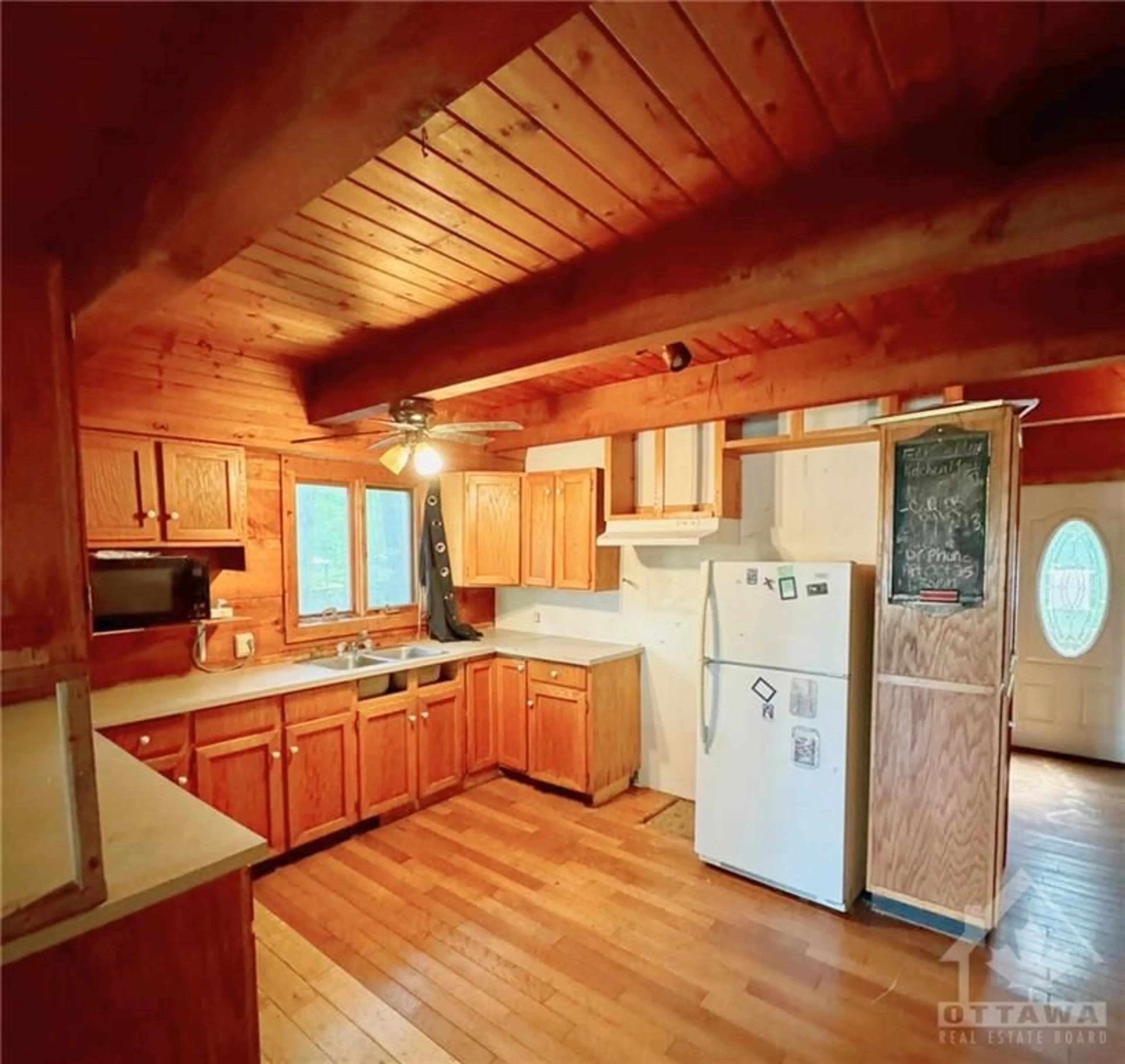 Kitchen, wood floors, cottage for 685 BAYVIEW Dr, Constance Bay Ontario K0A 3M0