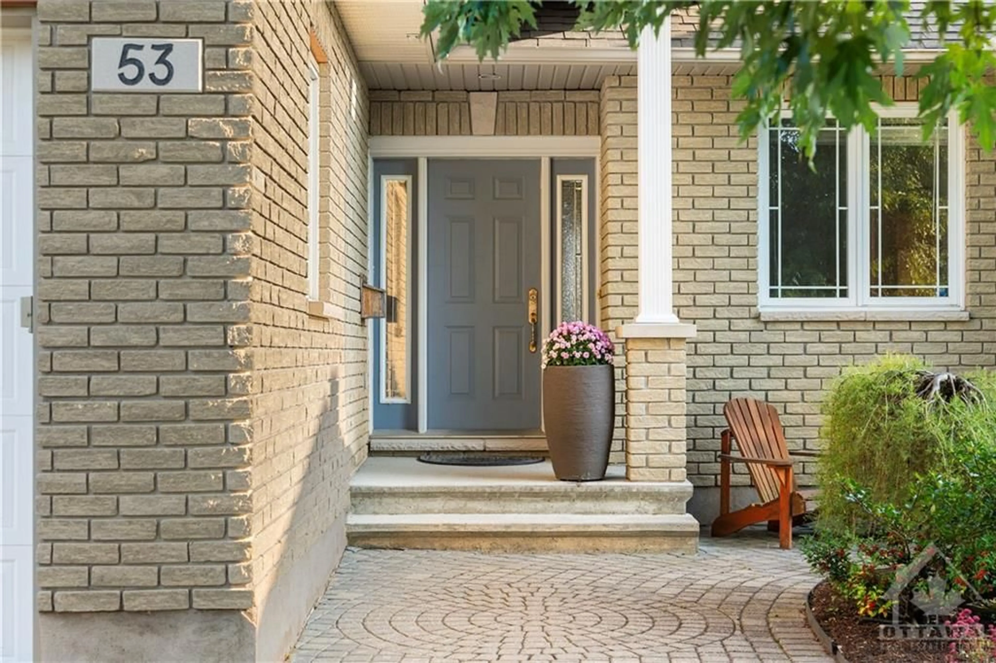 Indoor entryway, ceramic floors for 53 CINNABAR Way, Ottawa Ontario K2S 1Y7