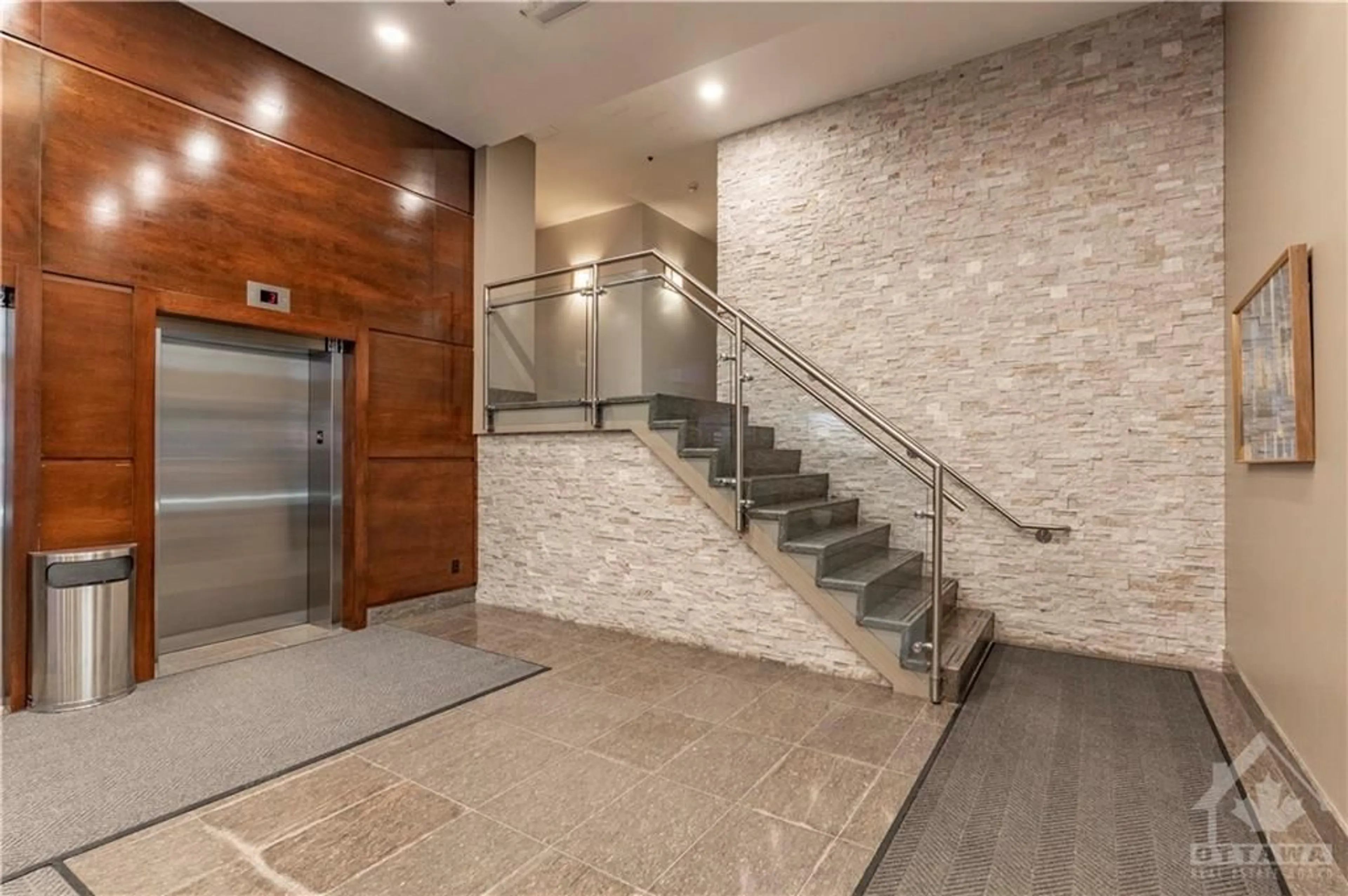 Indoor foyer, cement floor for 238 BESSERER St #717, Ottawa Ontario K1N 6B1