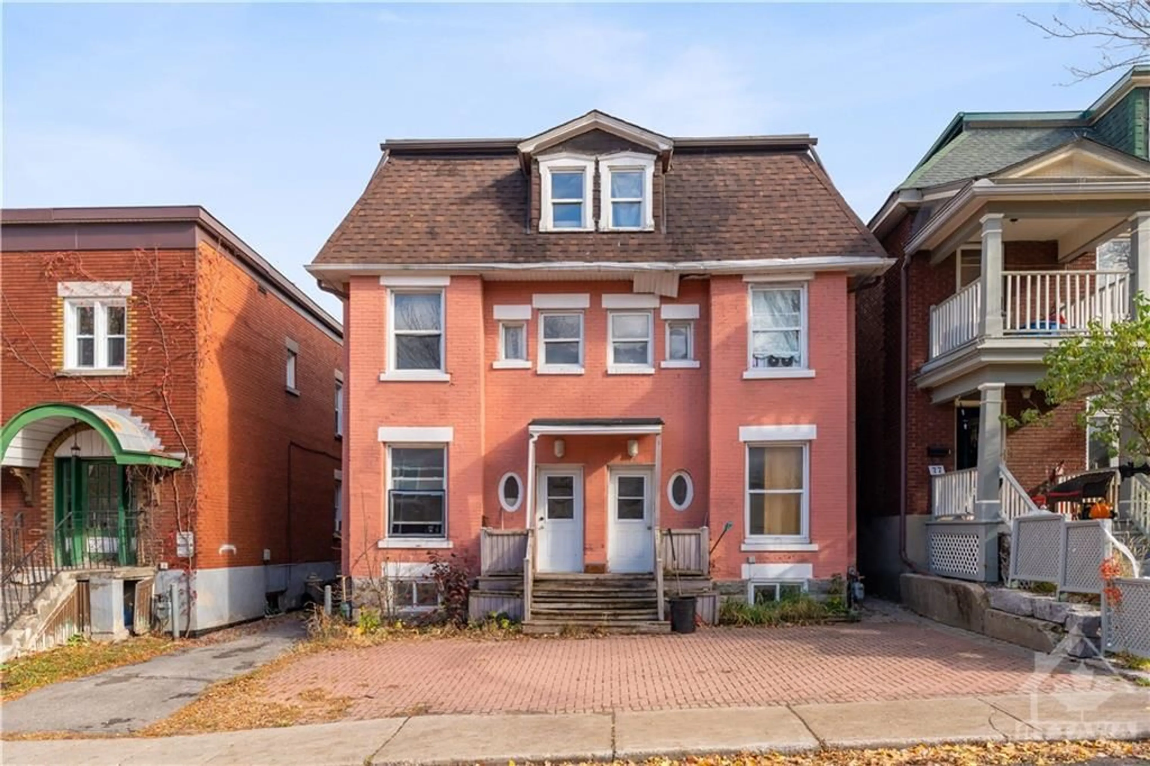 Home with brick exterior material for 73-75 LOWER CHARLOTTE St, Ottawa Ontario K1N 8J9