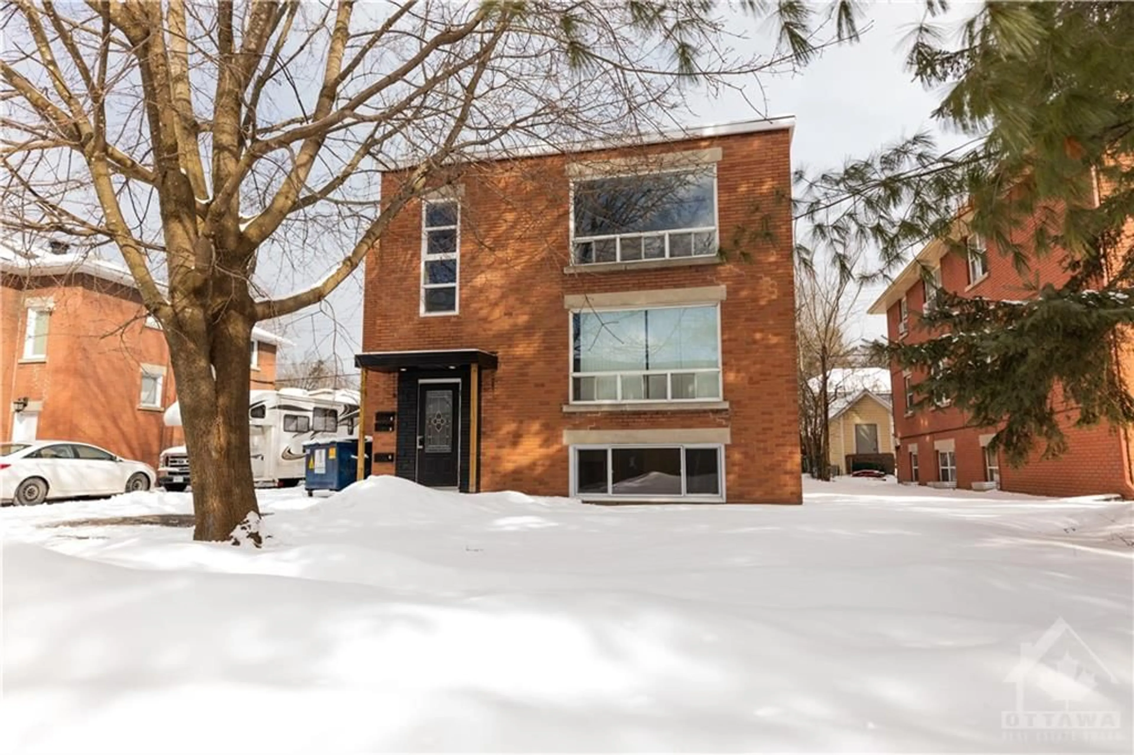 A pic from exterior of the house or condo, the front or back of building for 403 PEACH TREE Lane, Ottawa Ontario K1K 2R7