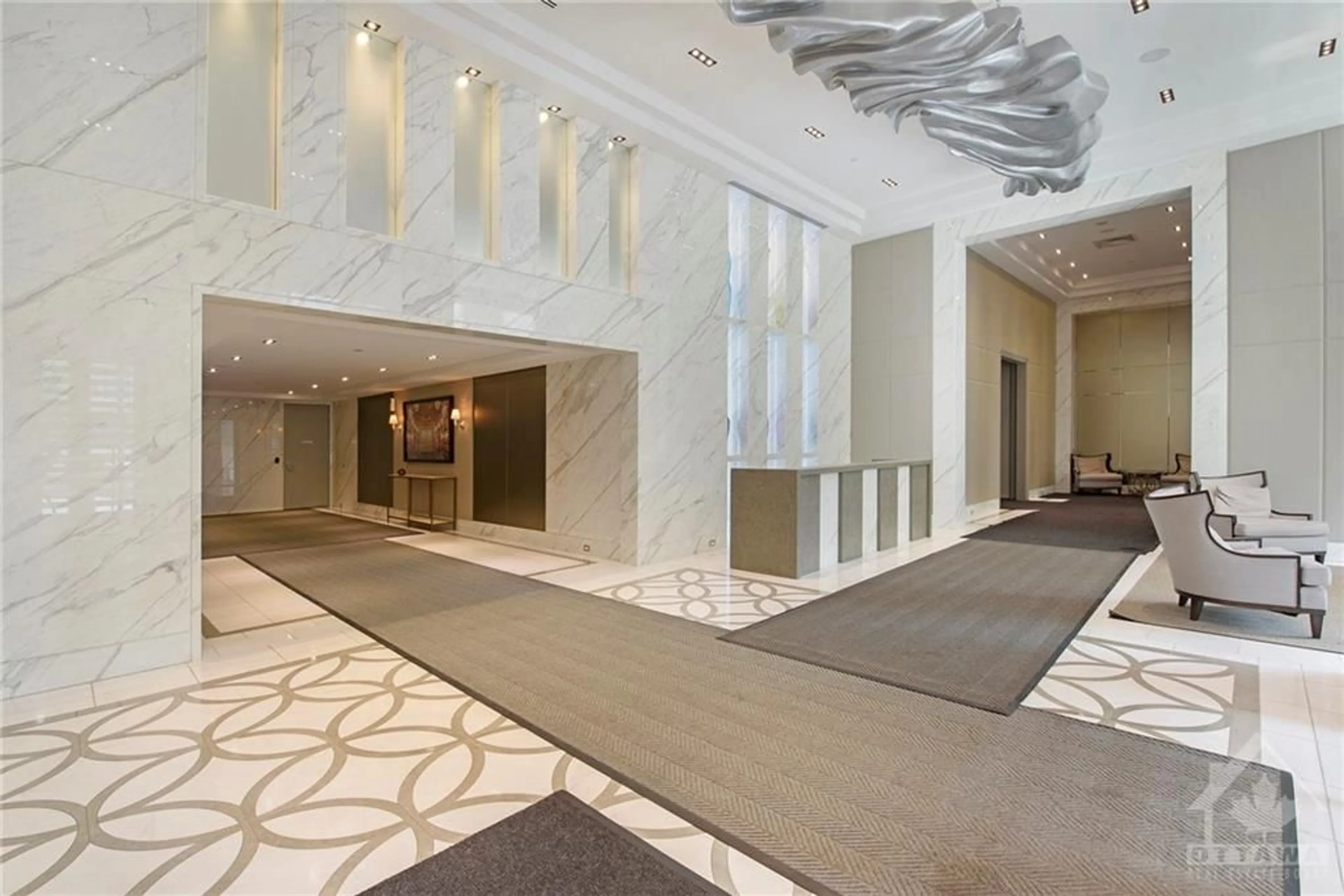 Indoor lobby, cement floor for 111 CHAMPAGNE Ave #1010, Ottawa Ontario K1S 5V3