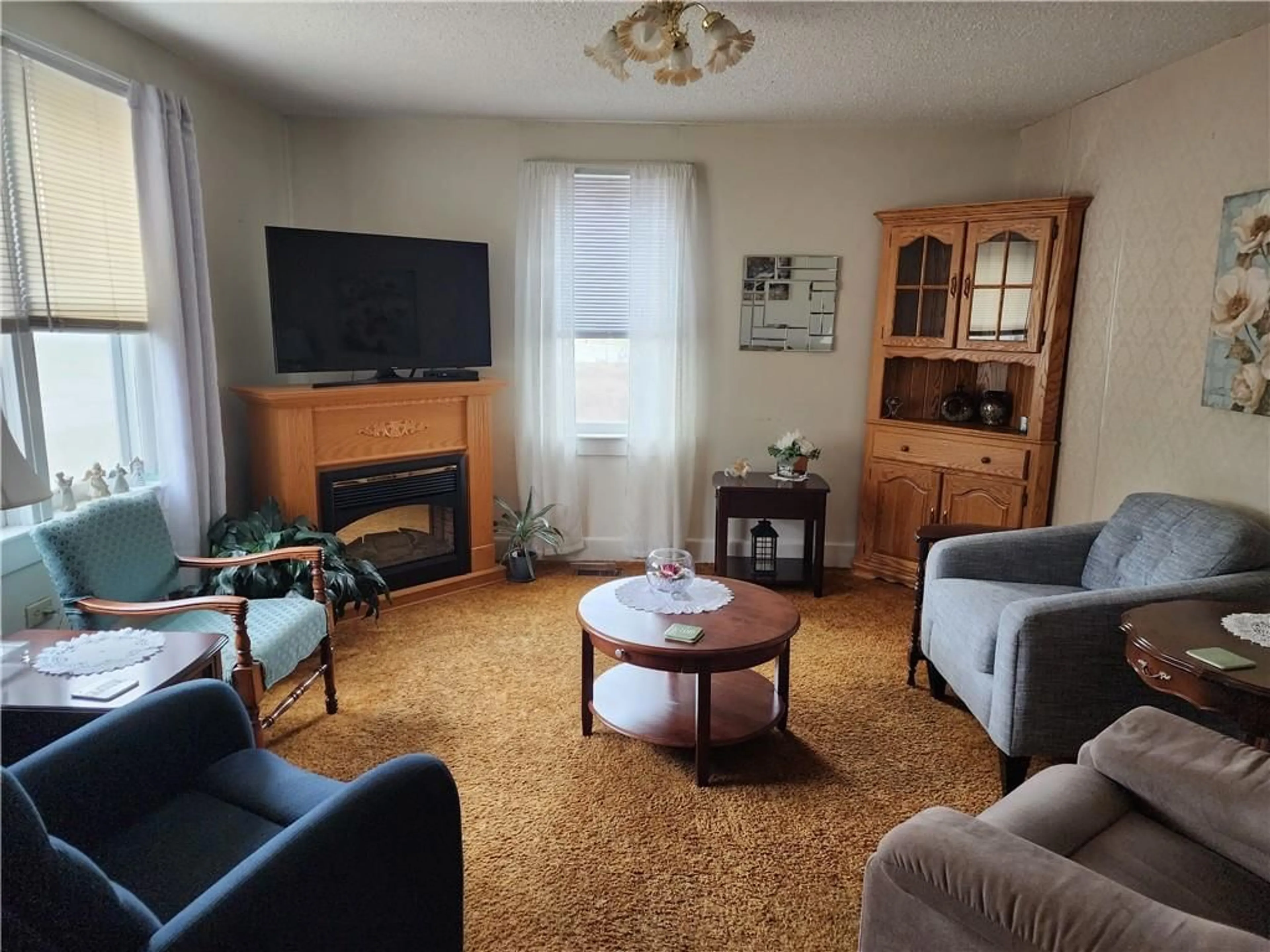 Living room, wood floors for 11 SHERWOOD Dr, Barry's Bay Ontario K0J 1B0