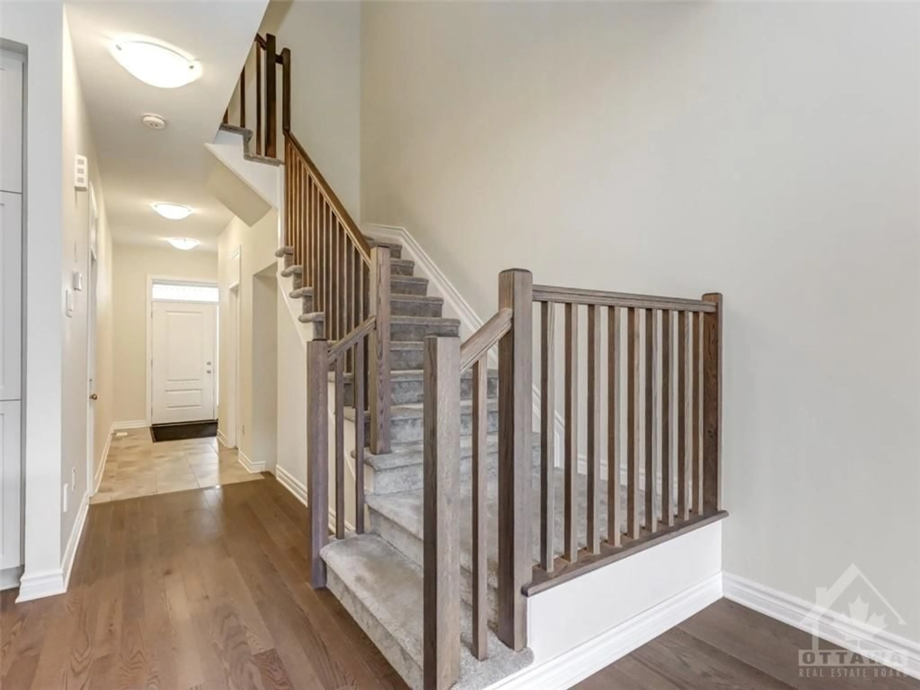 Stairs for 108 JARDINIERE St, Ottawa Ontario K2S 2K2