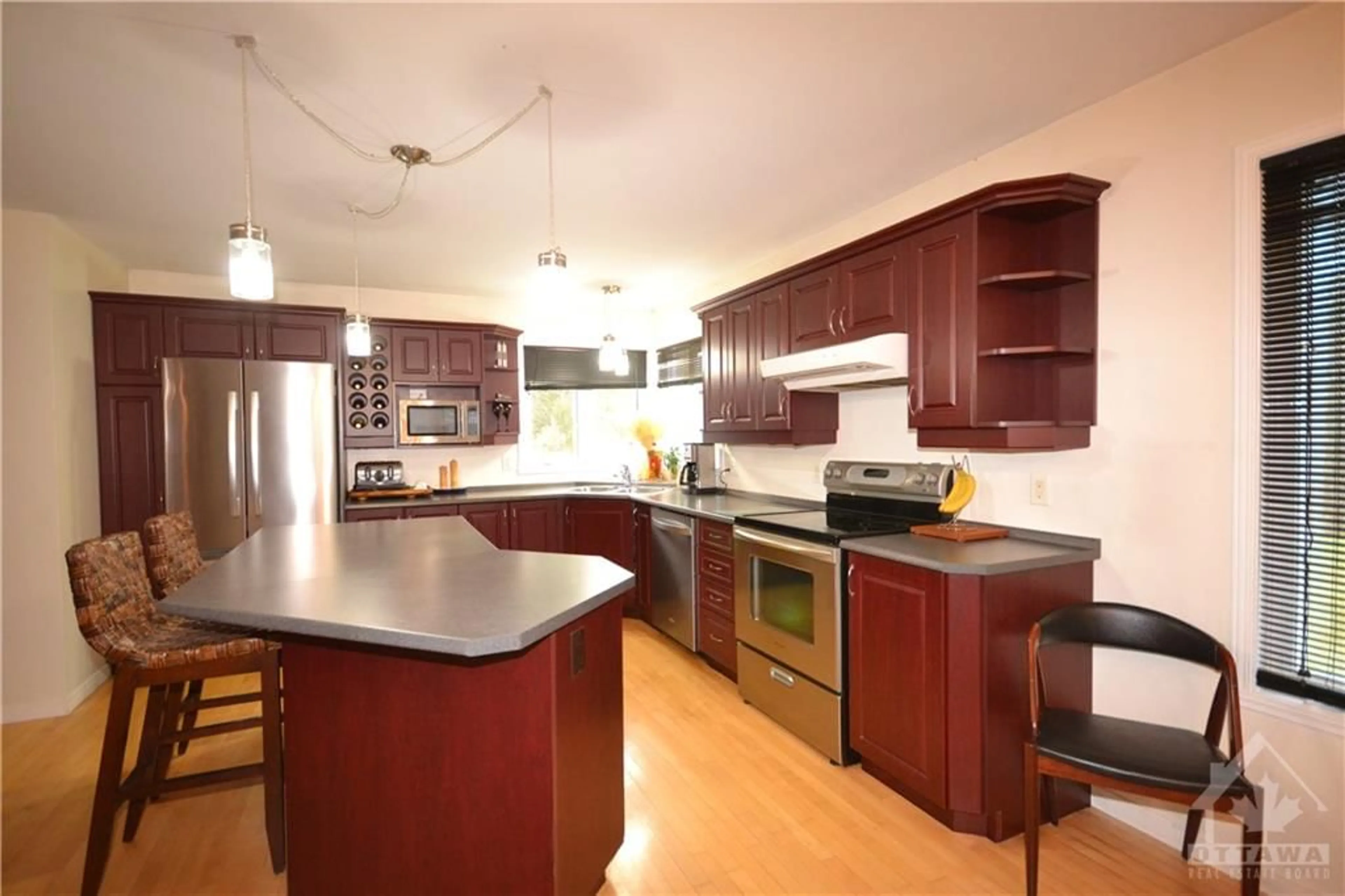 Contemporary kitchen, wood floors for 3888 SCHNUPP Rd, Bourget Ontario K0A 1E0