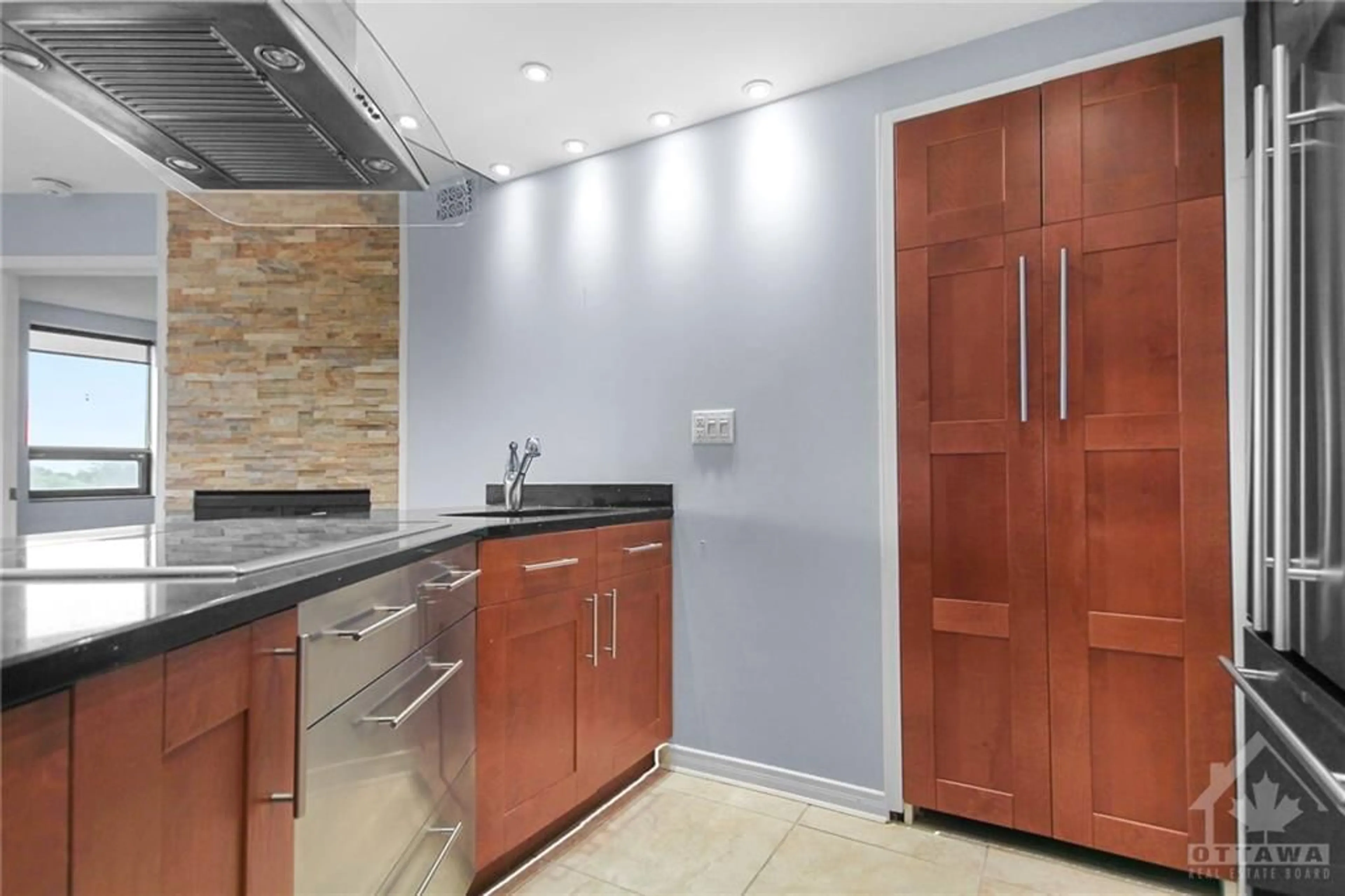 Standard kitchen, ceramic floors for 2019 CARLING Ave #702, Ottawa Ontario K2A 4A2