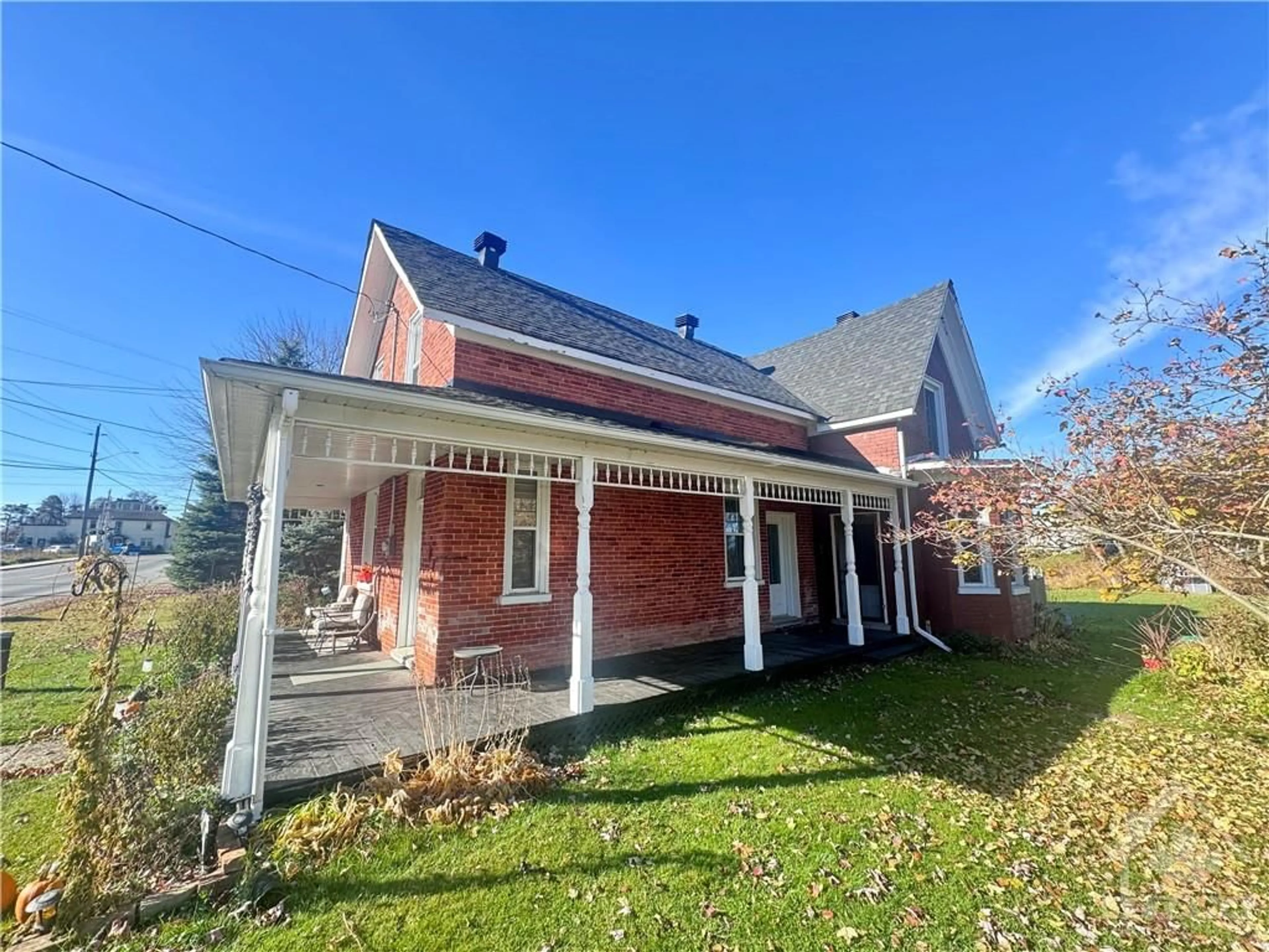 Frontside or backside of a home, cottage for 1024 COUNTY 16 Rd, Jasper Ontario K0G 1G0