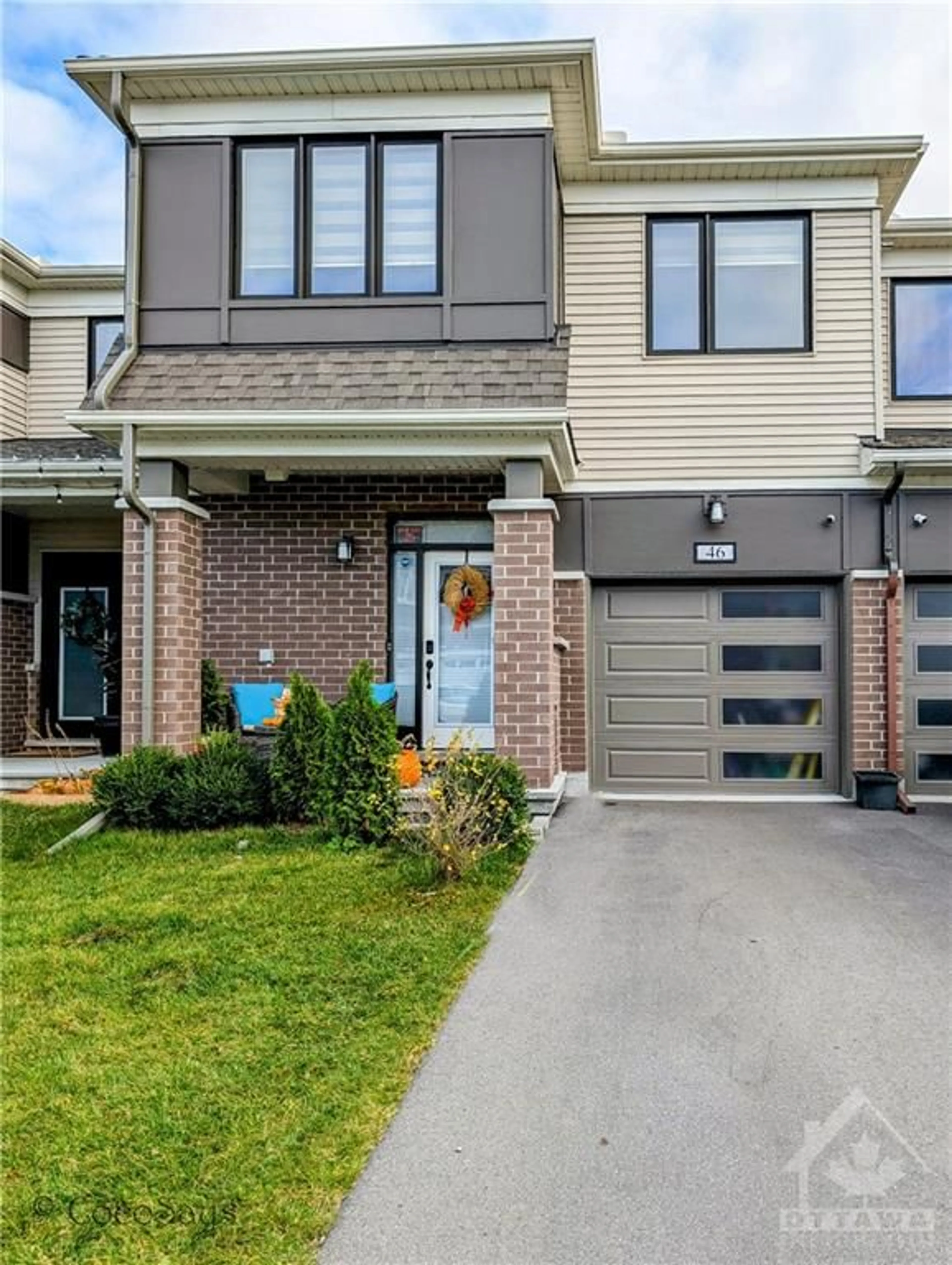 Home with brick exterior material for 46 BERMONDSEY Way, Stittsville Ontario K2S 2Y7