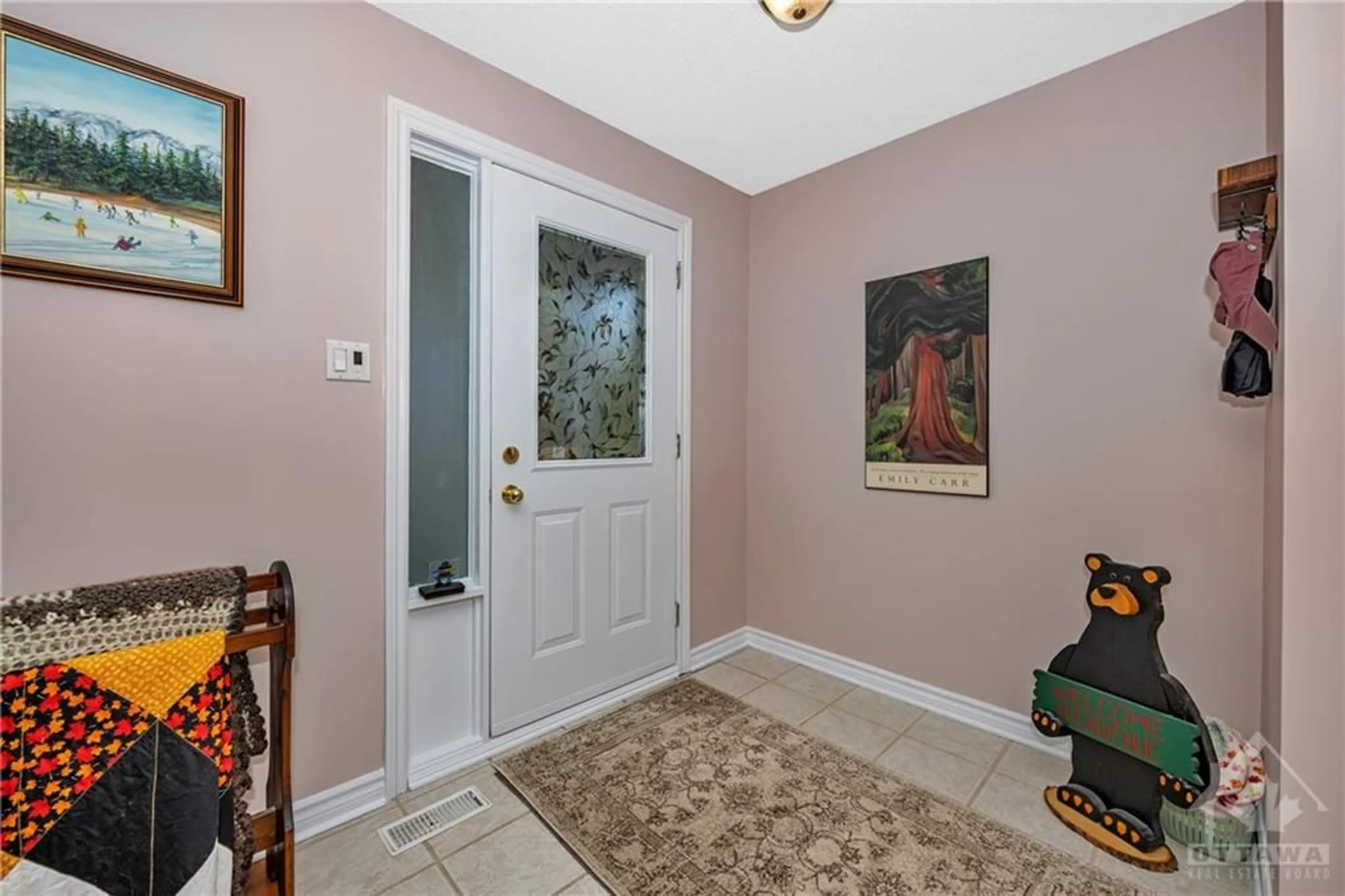 Indoor entryway, wood floors for 506 DAVID MANCHESTER Rd, Carp Ontario K0A 1L0