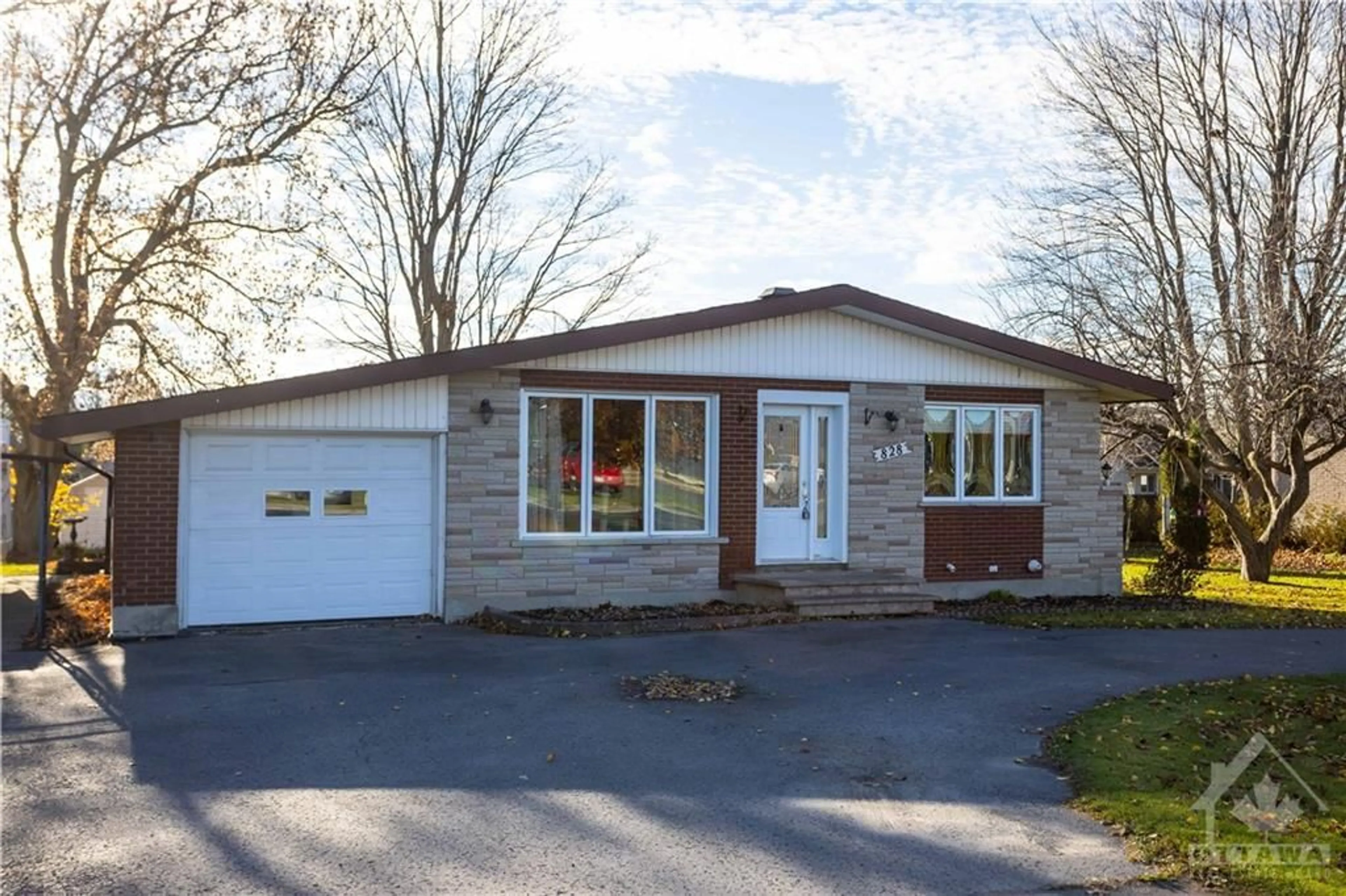 Frontside or backside of a home, cottage for 828 NOTRE DAME St, Embrun Ontario K0A 1W1