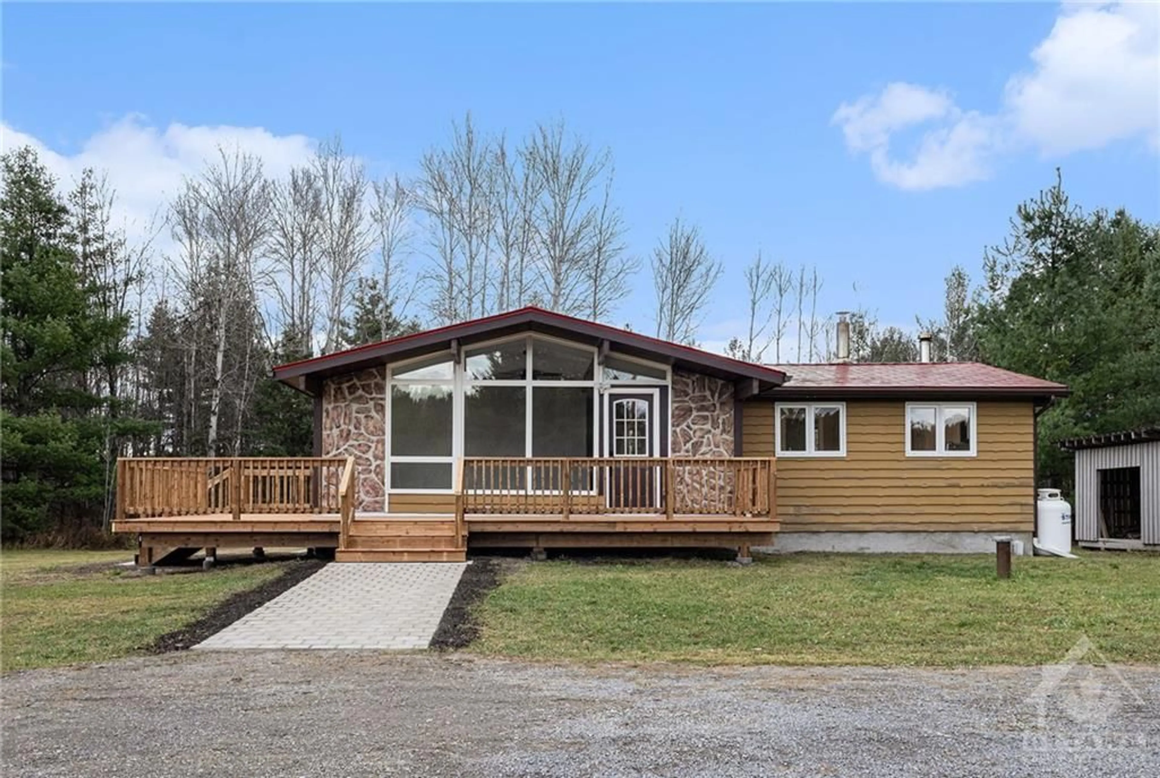 Frontside or backside of a home, cottage for 177 CALABOGIE Rd, Arnprior Ontario K7S 3G8