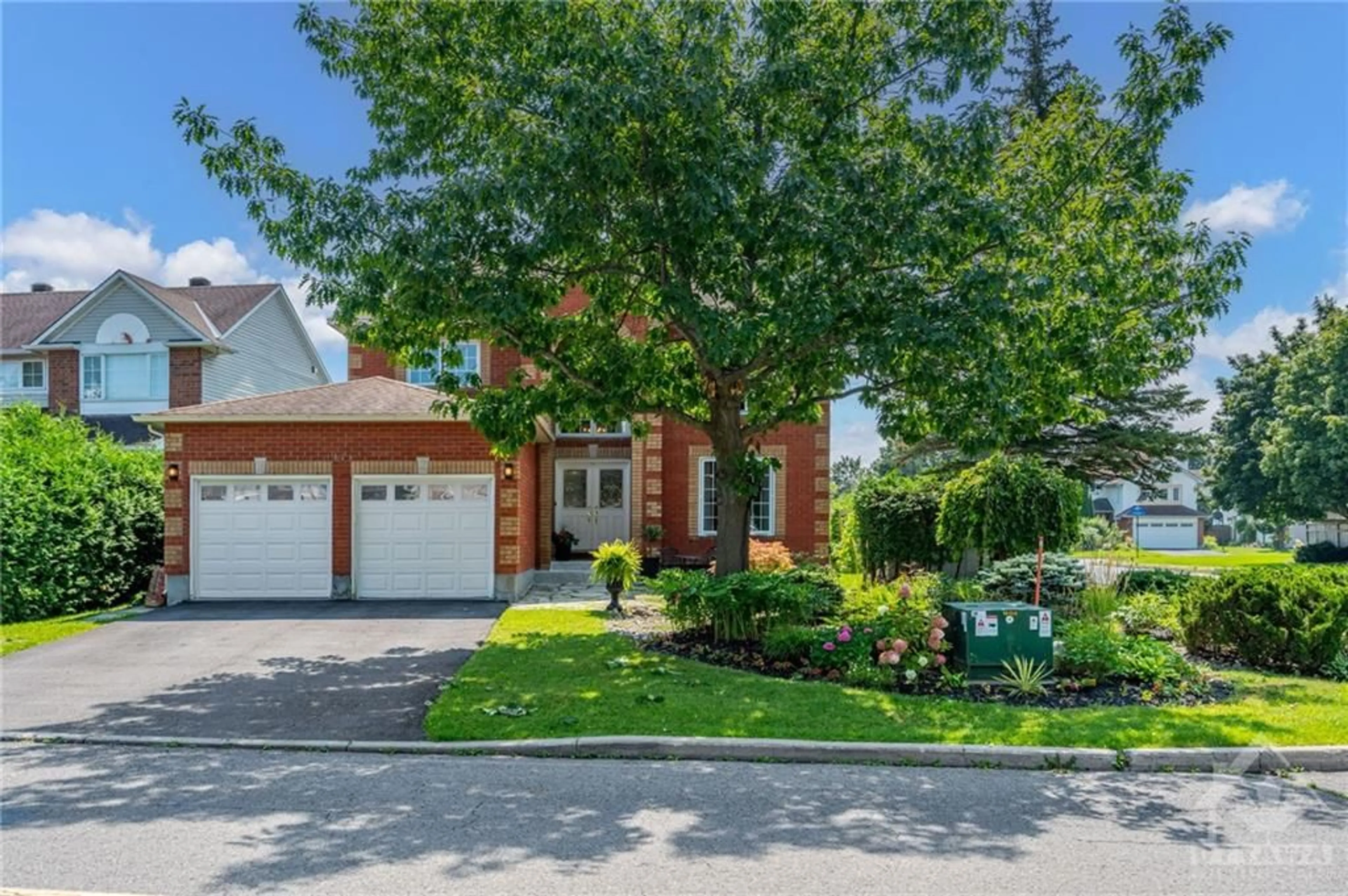 Frontside or backside of a home, cottage for 1441 TALCY Cres, Ottawa Ontario K4A 3C7