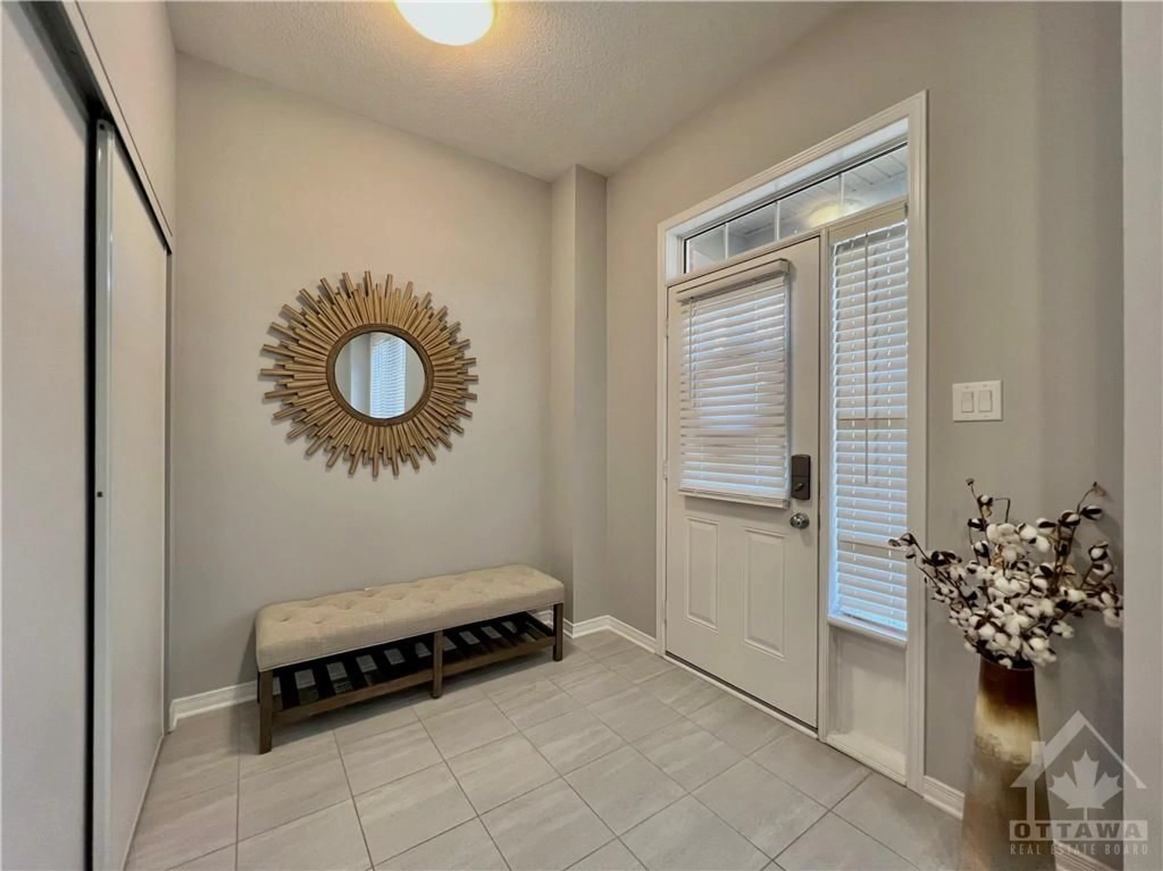 Indoor entryway, wood floors for 342 SWEETFLAG St, Ottawa Ontario K2J 5Y7