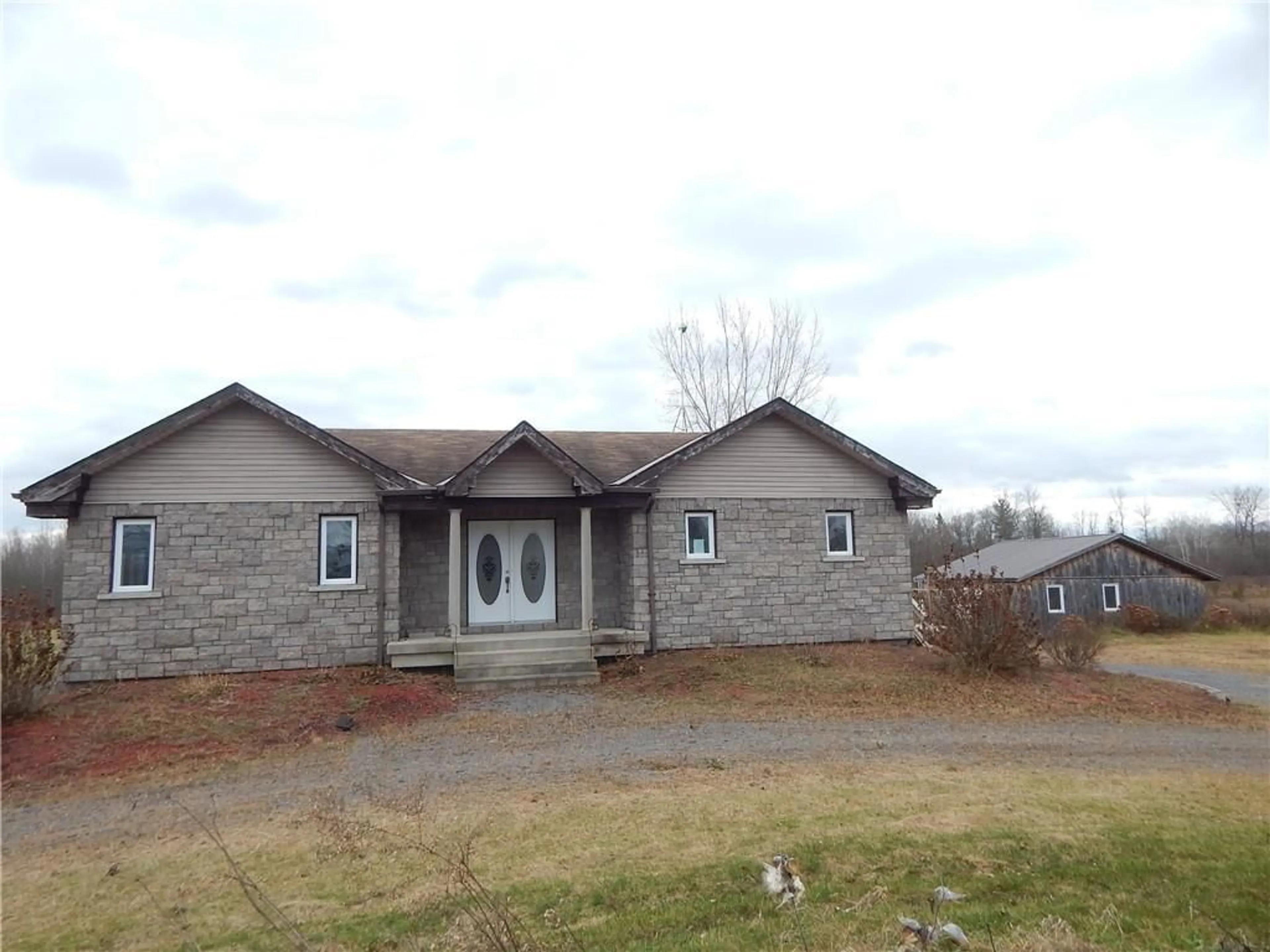 Frontside or backside of a home, cottage for 14010 GROVES Rd, Ingleside Ontario K0C 1M0