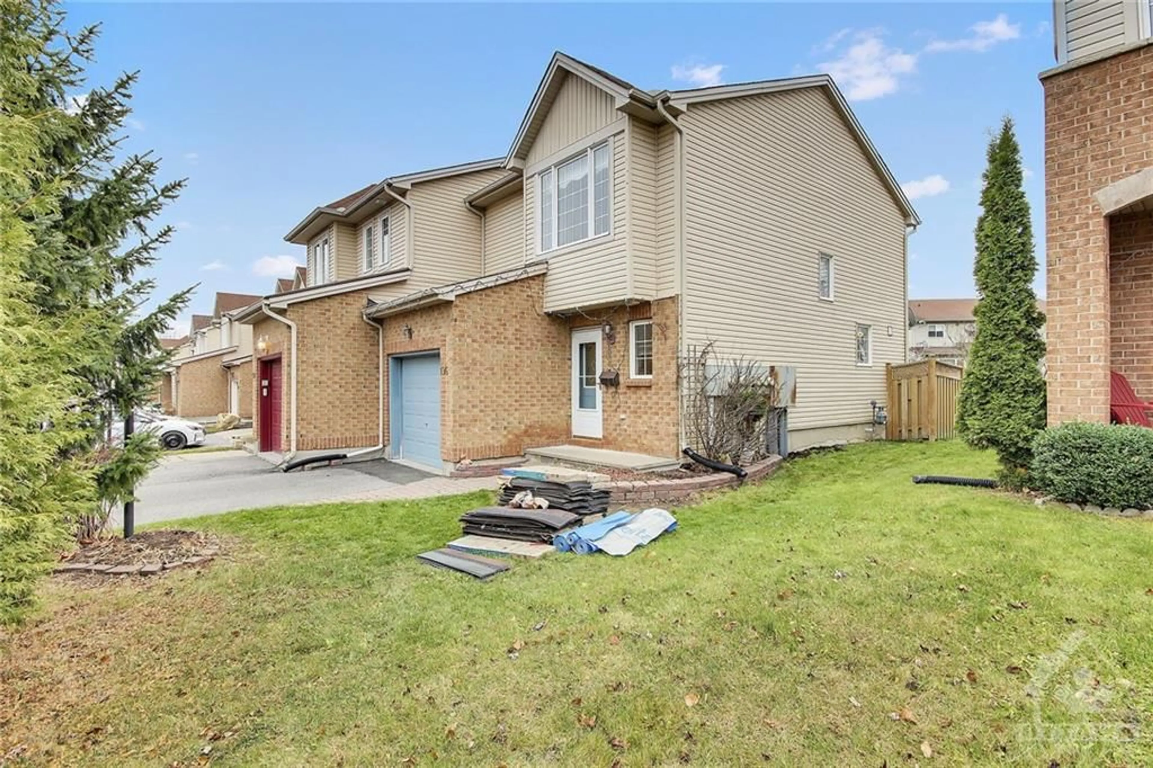 Frontside or backside of a home, the fenced backyard for 196 CLARIDGE Dr, Ottawa Ontario K2J 5G8