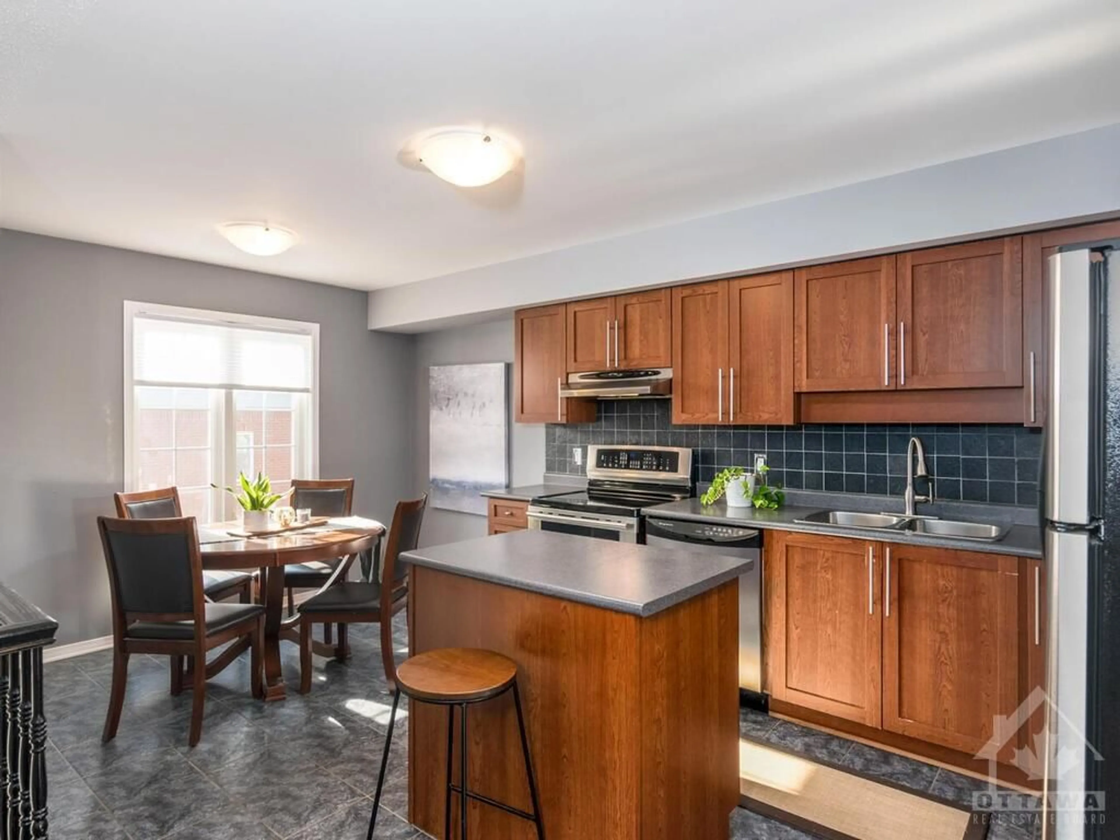 Open concept kitchen for 219 GERSHWIN Pvt, Ottawa Ontario K2H 1G6