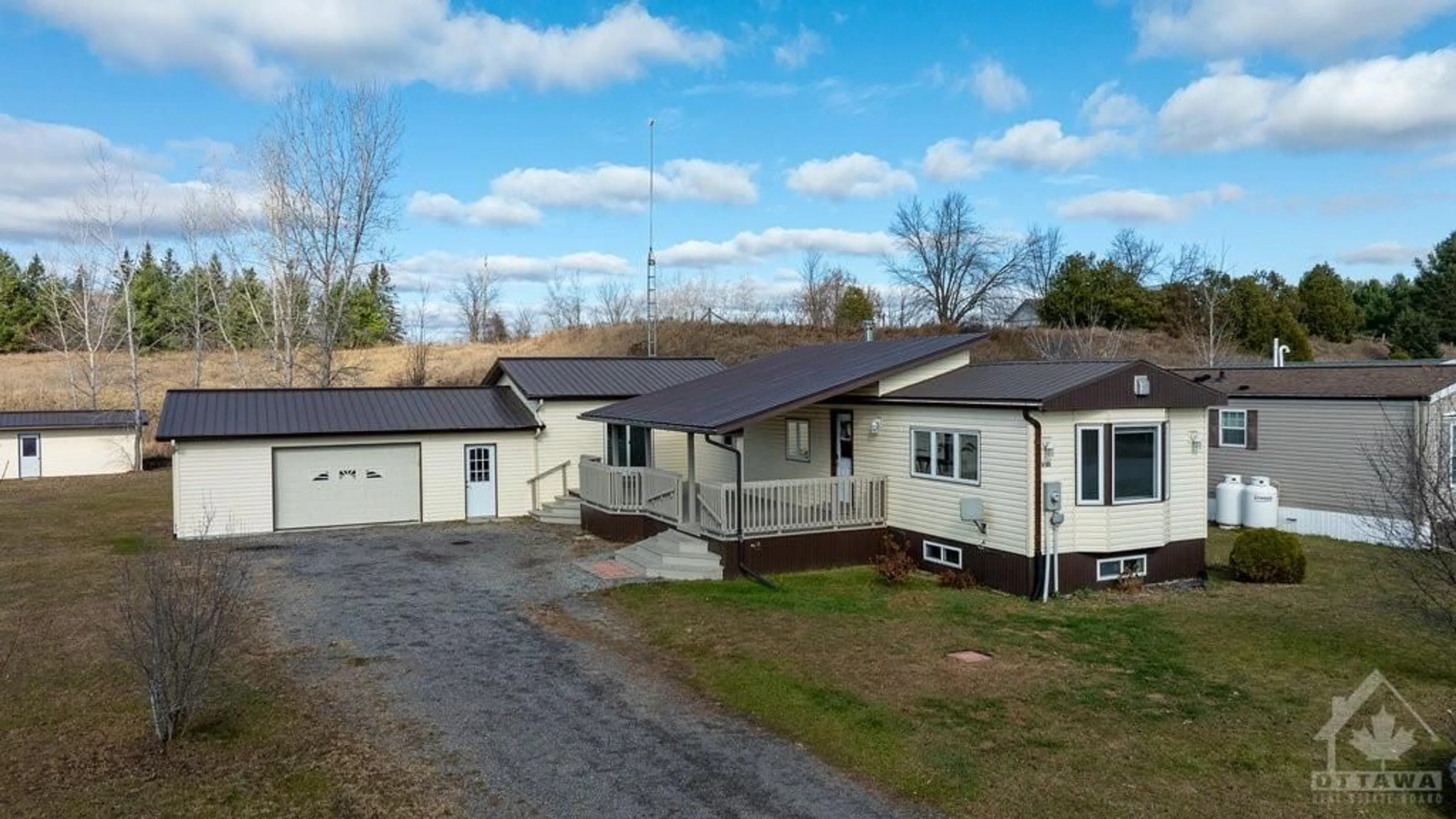 Frontside or backside of a home, the front or back of building for 6705 CHRIS TIERNEY Pvt, Ottawa Ontario K4P 1H4