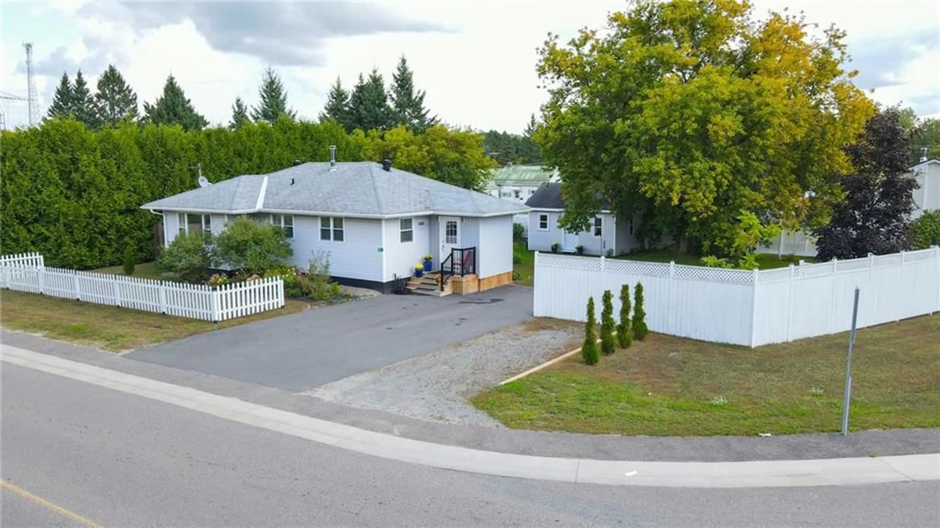 A pic from exterior of the house or condo, the street view for 52 PAUGH LAKE Rd, Barry's Bay Ontario K0J 1B0