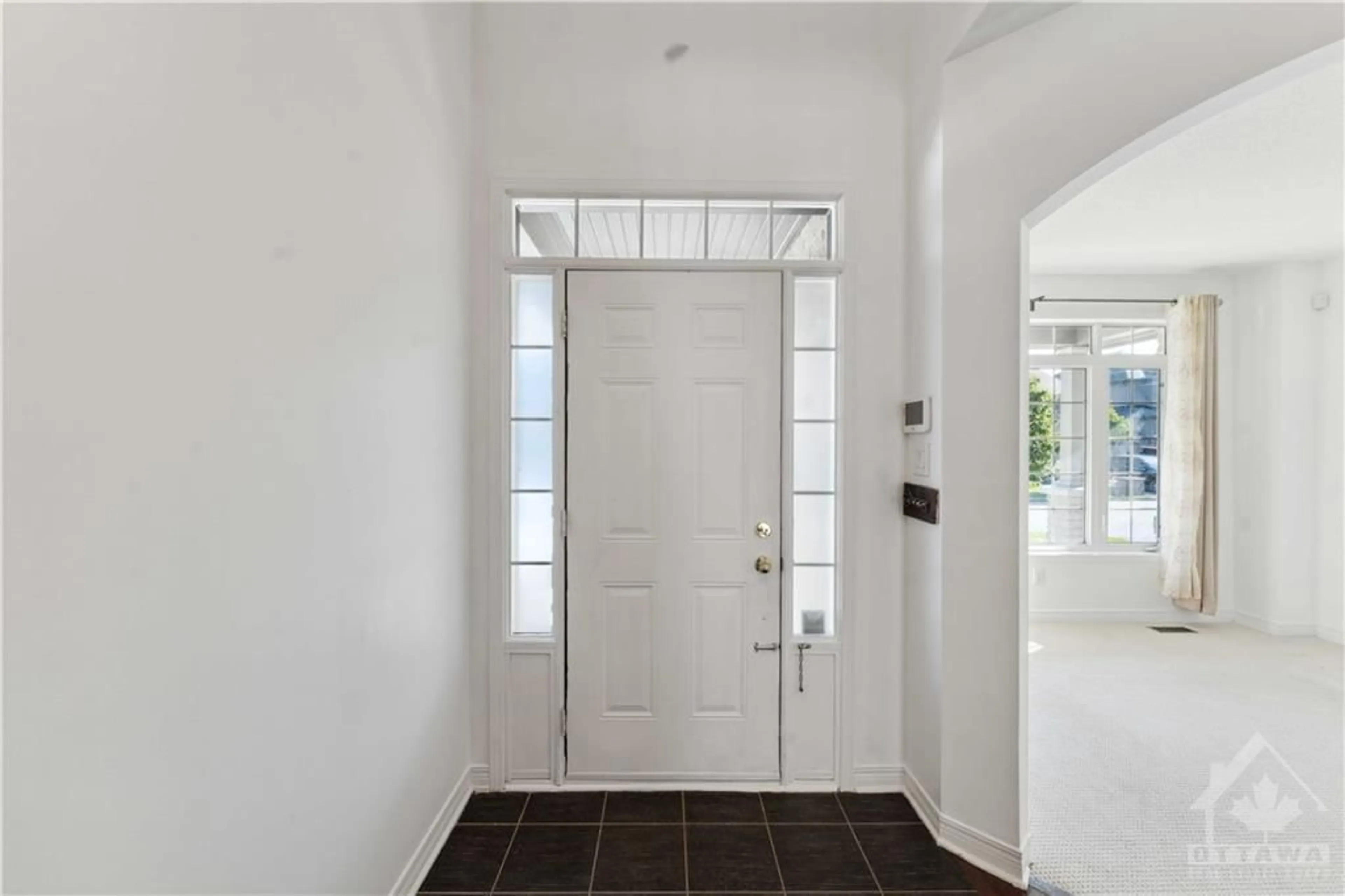 Indoor entryway, not visible floor for 241 DAVE SMITH Cres, Ottawa Ontario K4M 0B8