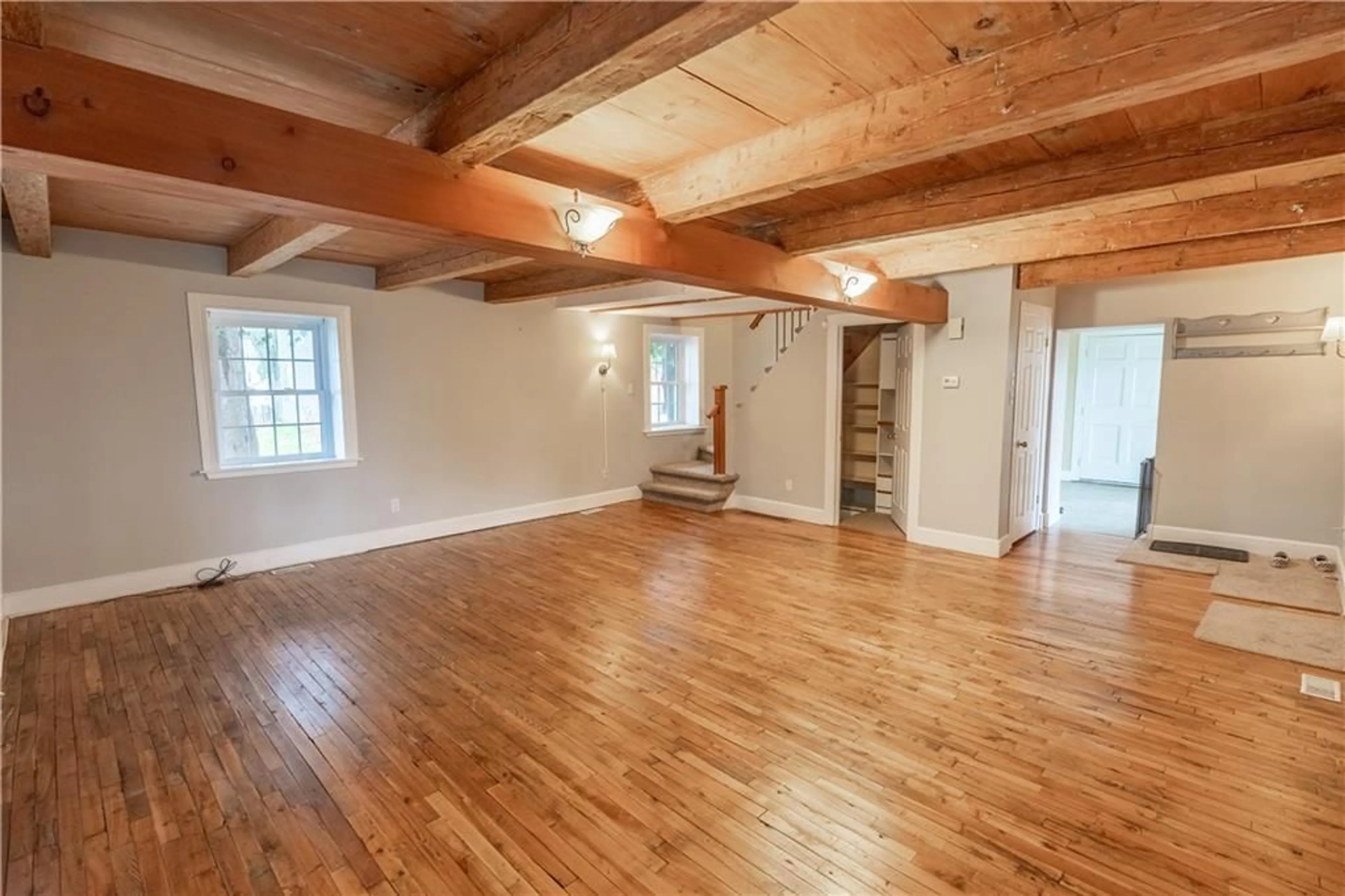 Other indoor space, wood floors for 5645 CHURCH St, Williamstown Ontario K0C 2J0