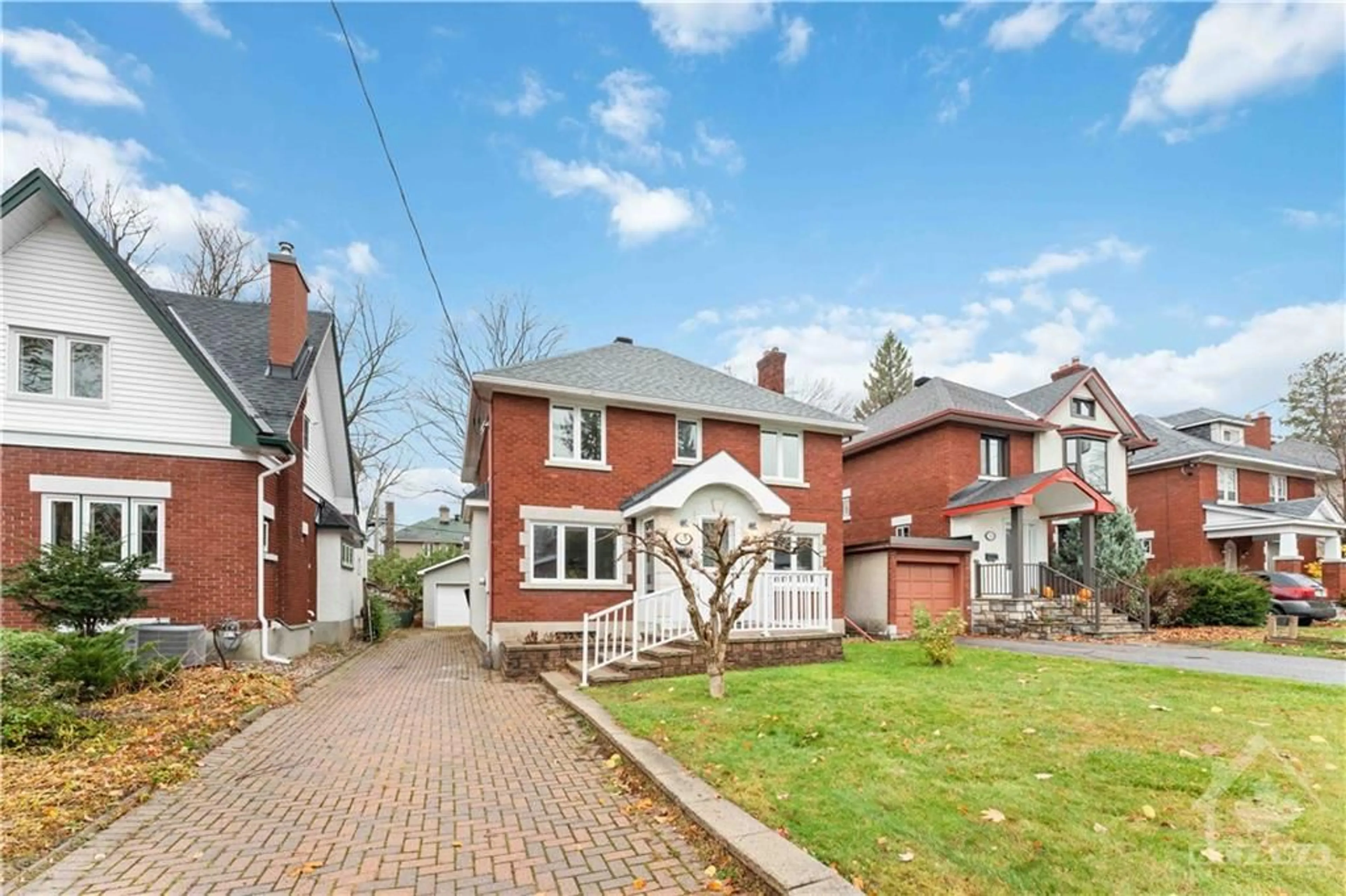 Frontside or backside of a home, the fenced backyard for 278 BAYSWATER Ave, Ottawa Ontario K1Y 2H1