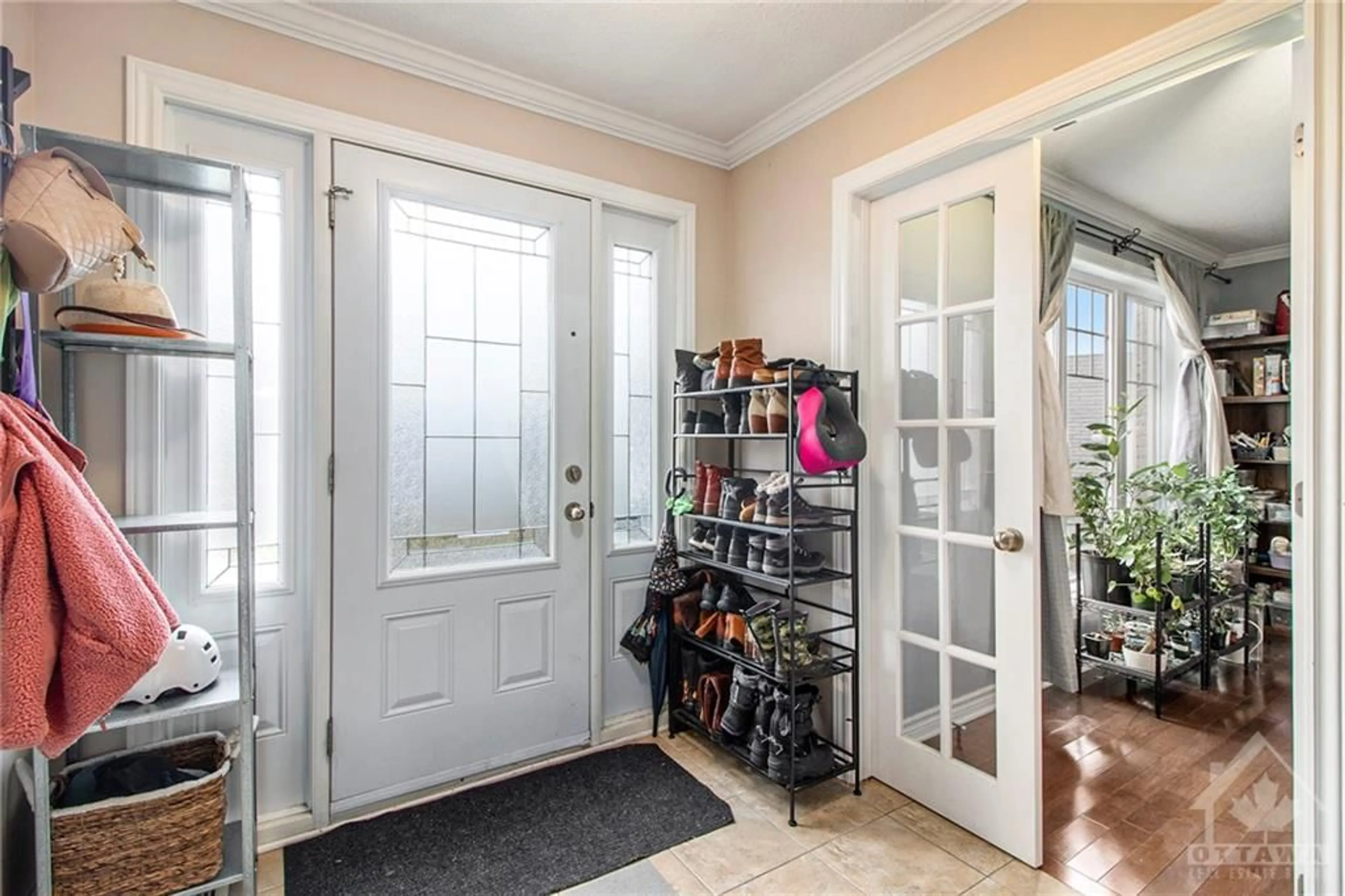 Indoor entryway, wood floors for 54 LAPOINTE Blvd, Embrun Ontario K0A 1W0