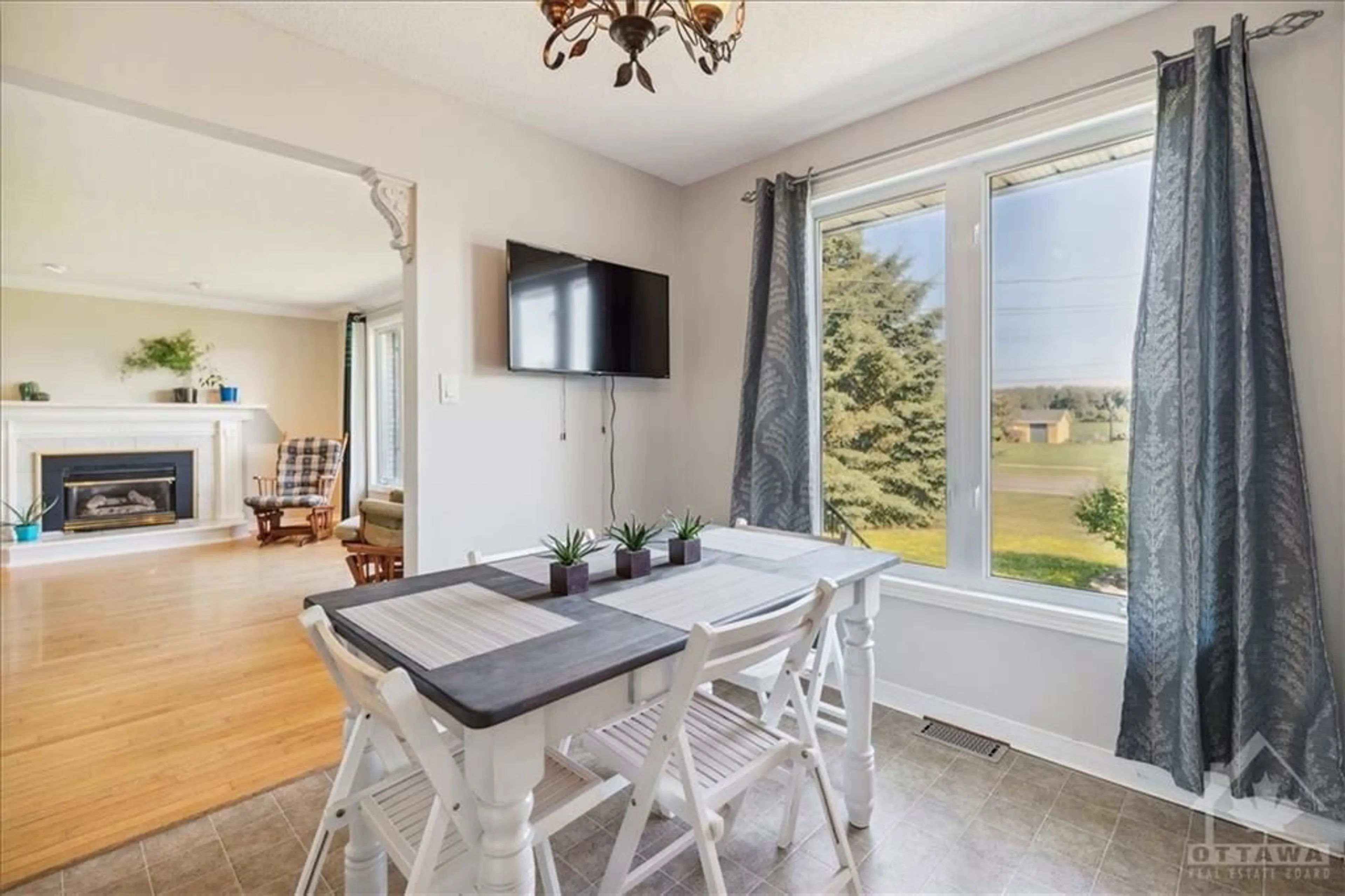 Dining room, wood floors, cottage for 947 LACROIX Rd, Hammond Ontario K0A 2A0