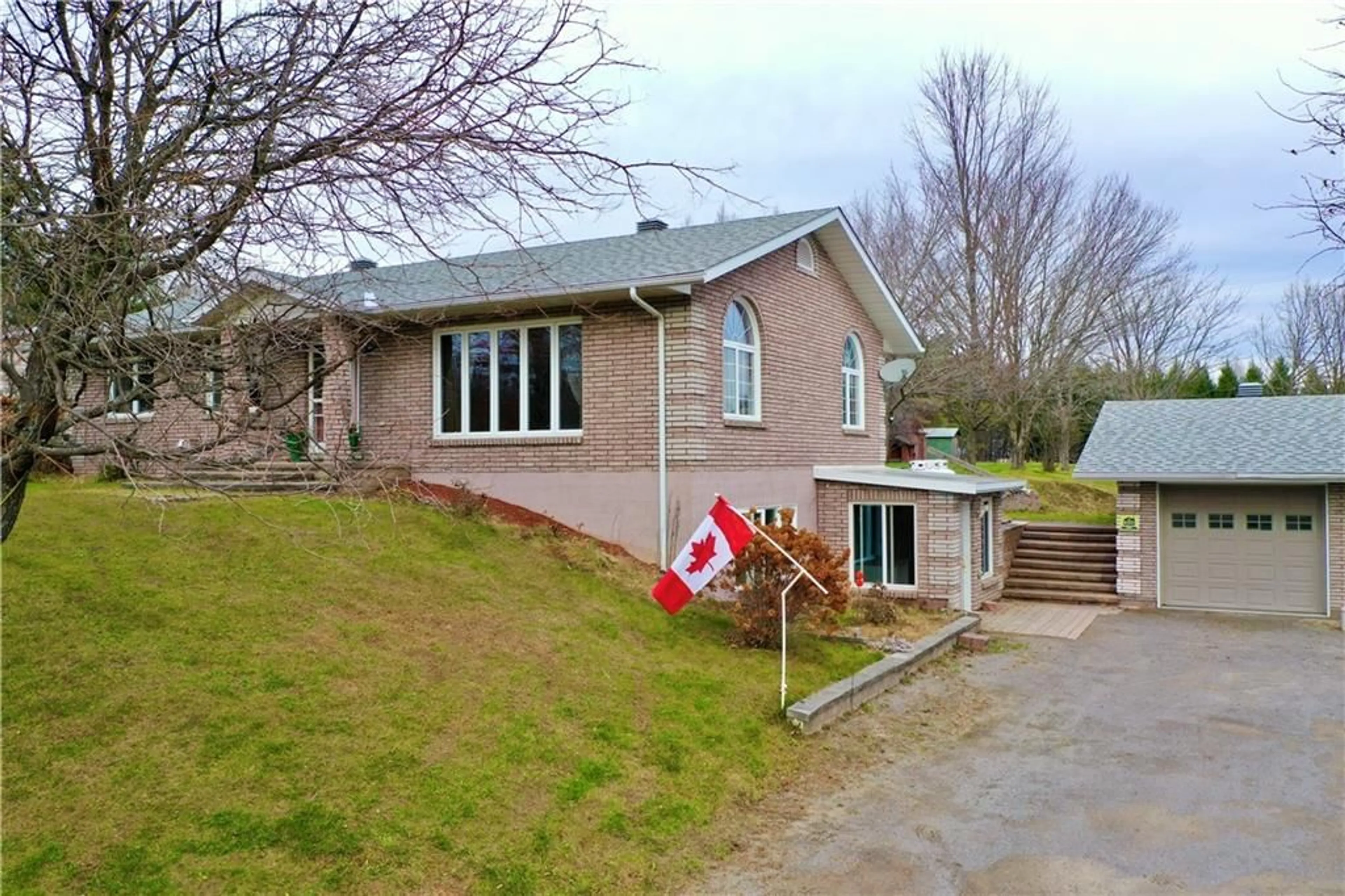 Frontside or backside of a home, cottage for 3546 B LINE Rd, Pembroke Ontario K8A 6W7