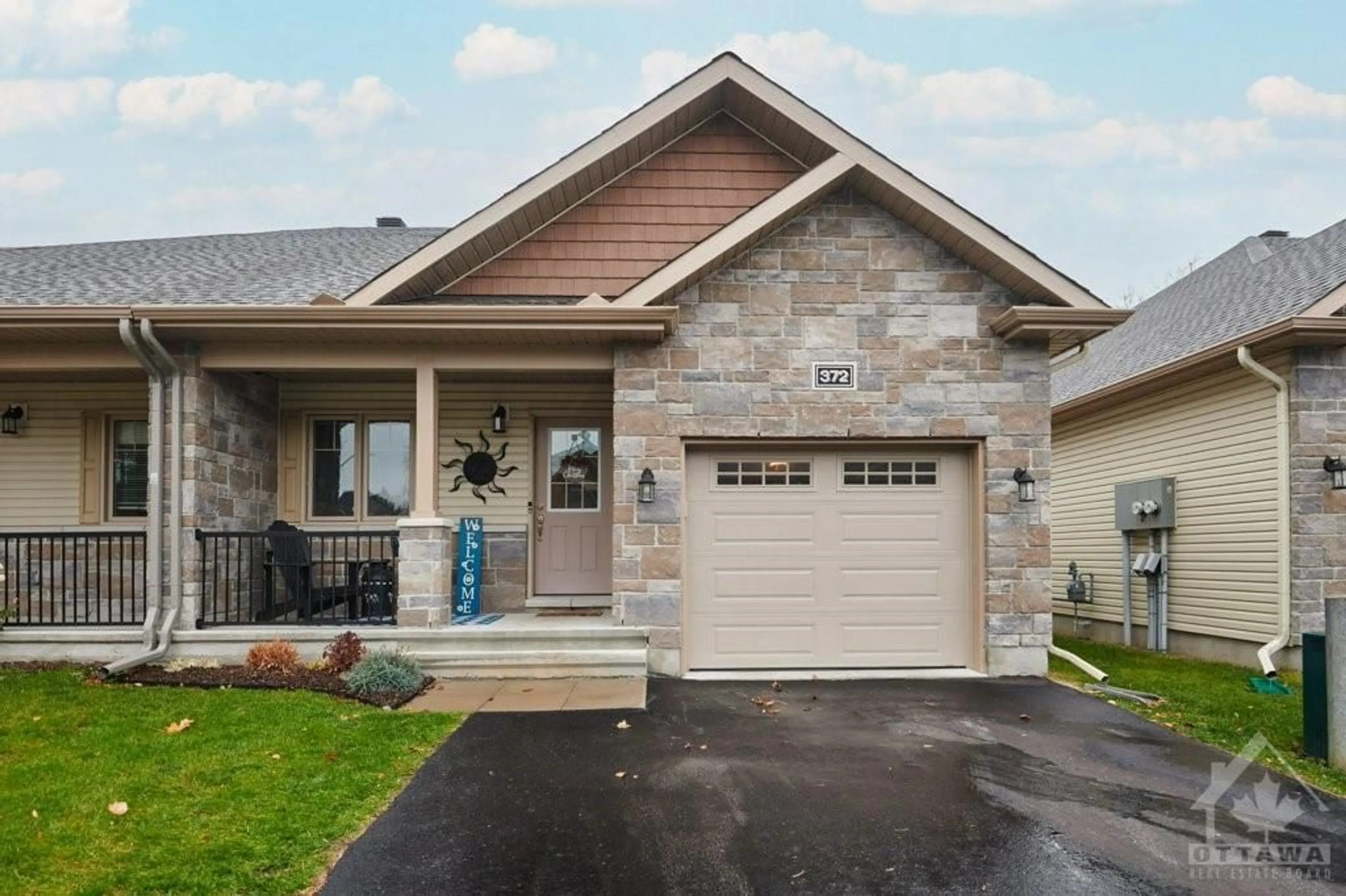 Frontside or backside of a home, cottage for 372 SOLSTICE Cres, Embrun Ontario K0A 1W1