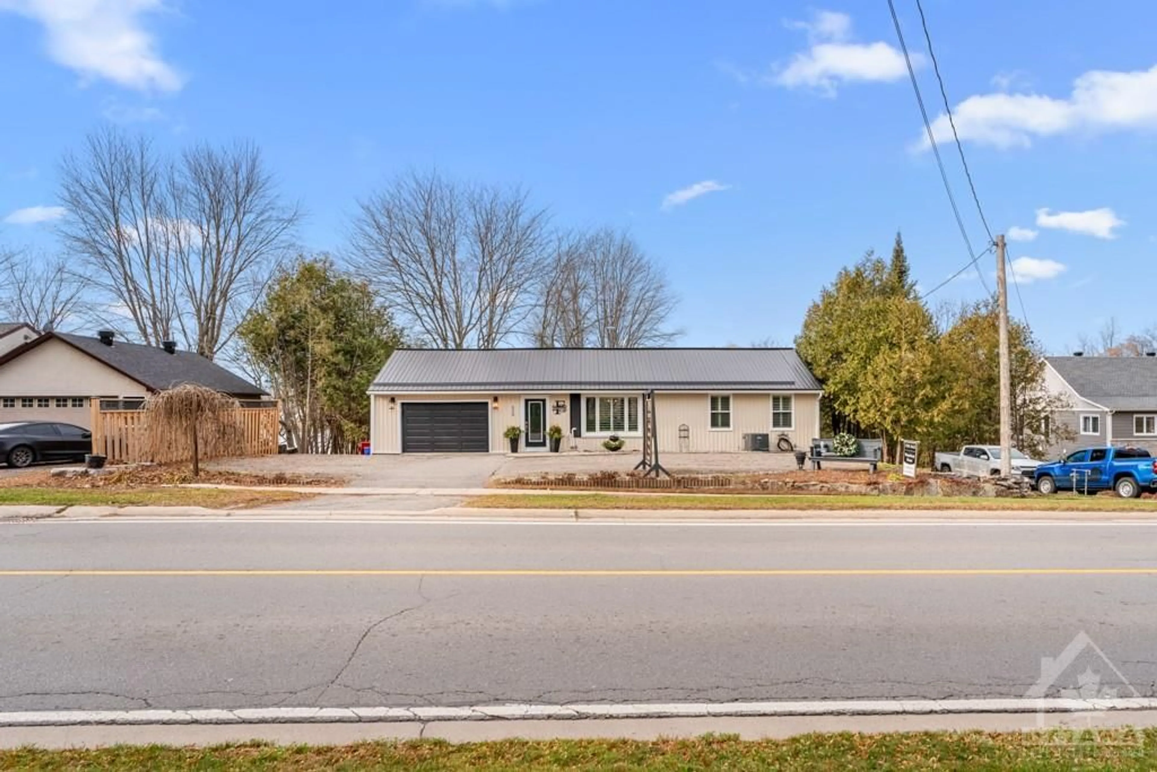 Frontside or backside of a home, the street view for 529 MAIN St, Merrickville Ontario K0G 1N0