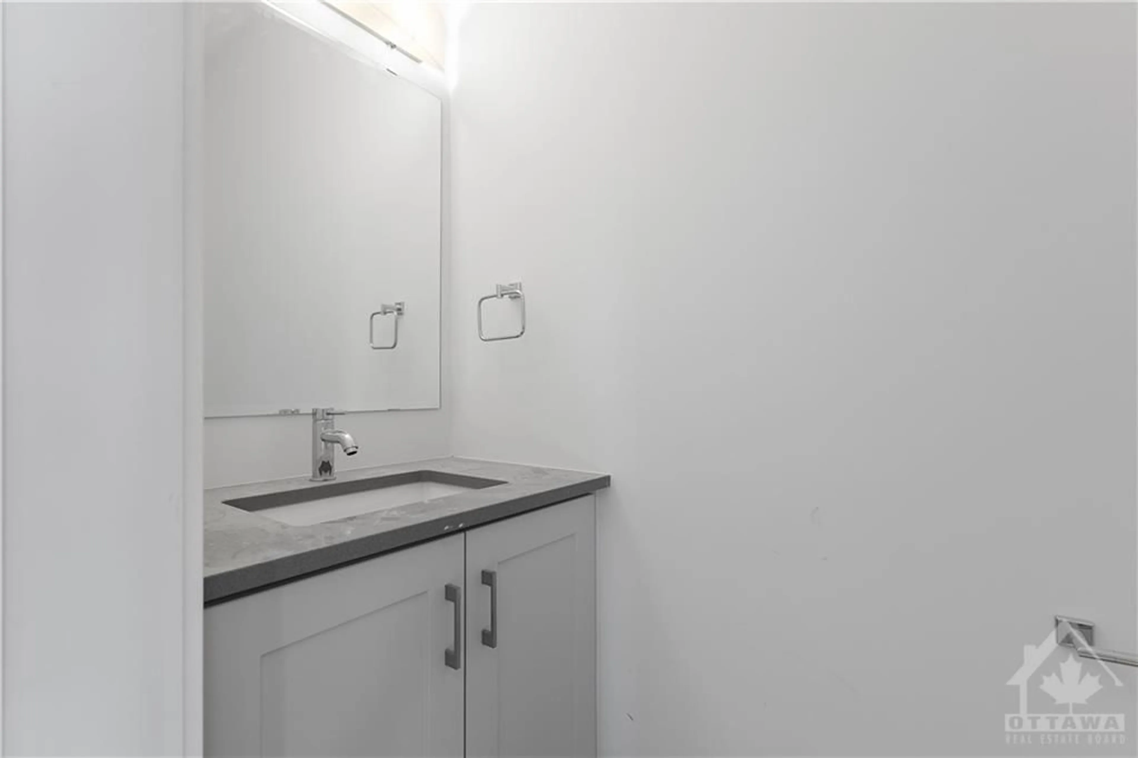 Standard bathroom, unknown floor for 67 MAIZE St, Stittsville Ontario K2S 2T4