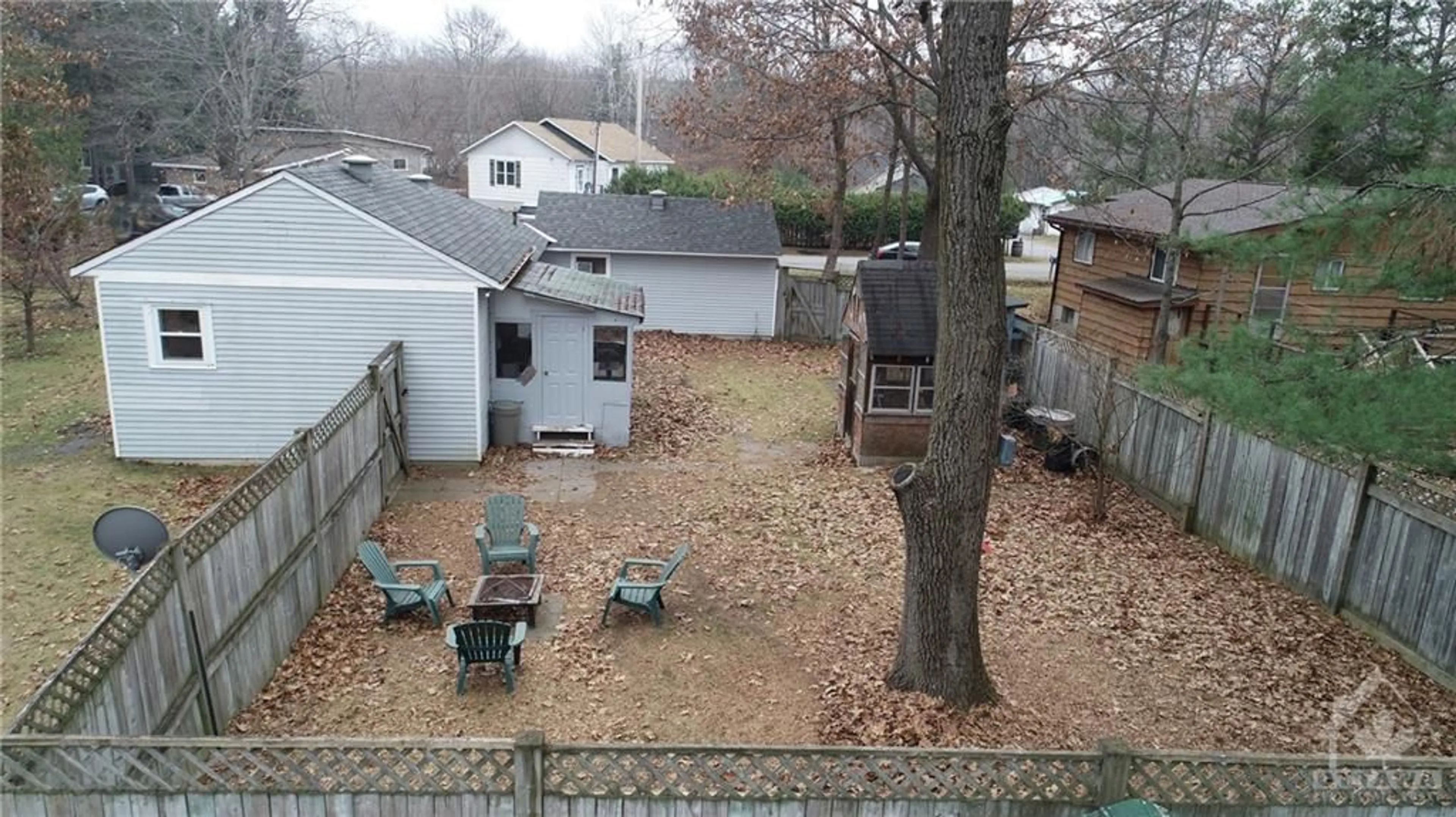 Patio, the fenced backyard for 156 SUNNING HILLS Cres, Ottawa Ontario K0A 3M0