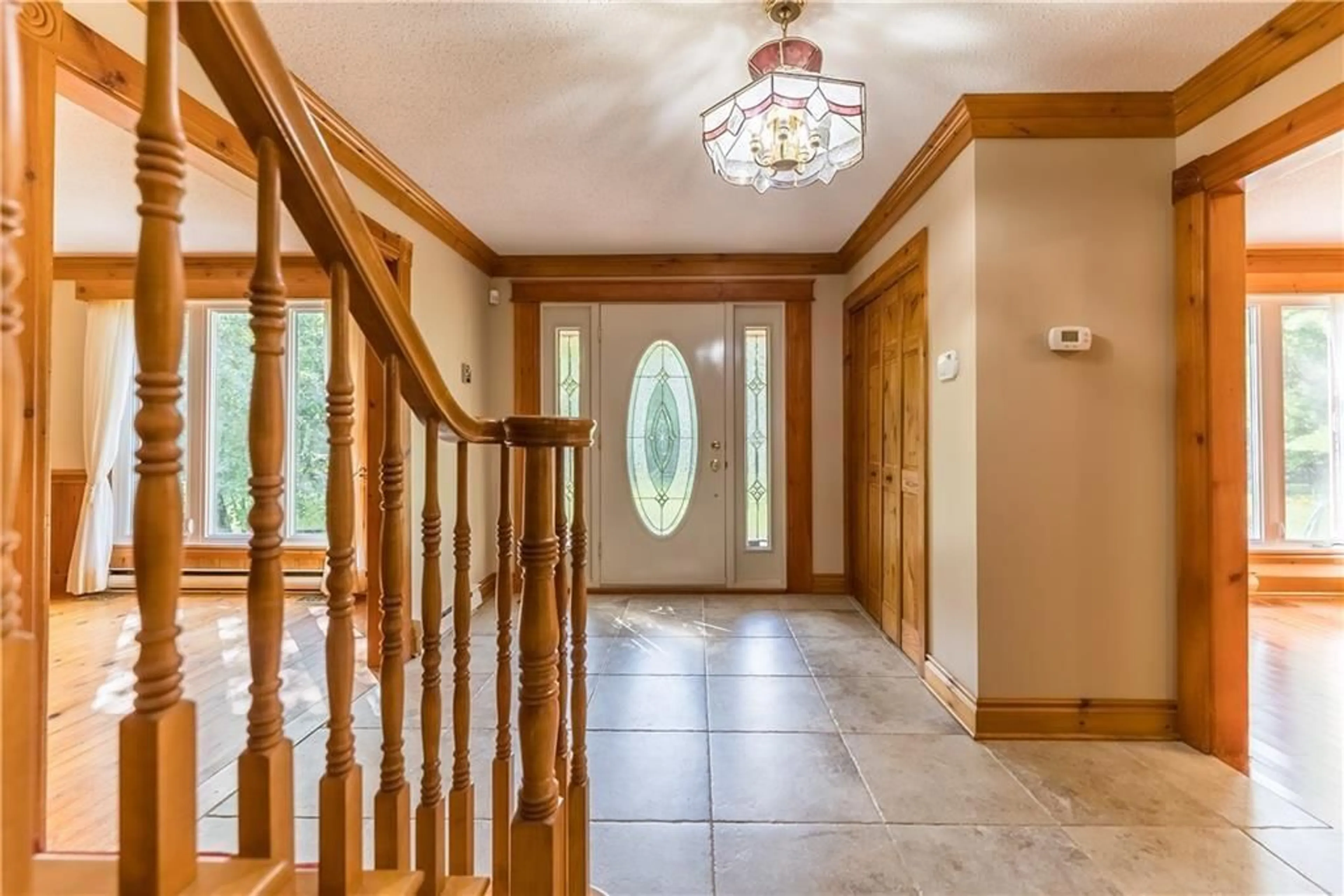 Indoor foyer, wood floors for 2062 RICHMOND Rd, Smiths Falls Ontario K7A 4S7