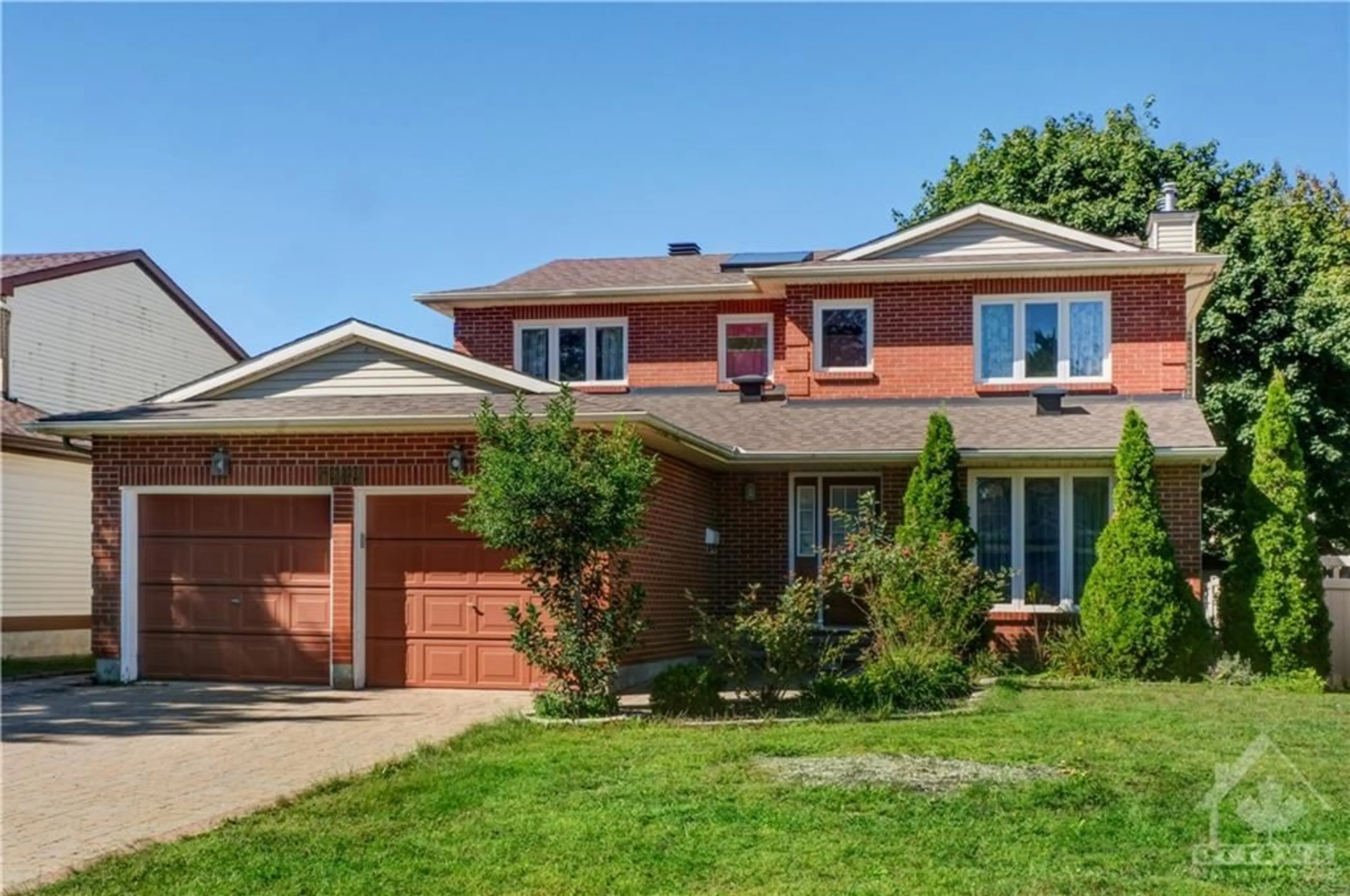 Home with brick exterior material for 5989 MEADOWGLEN Dr, Ottawa Ontario K1C 5W5